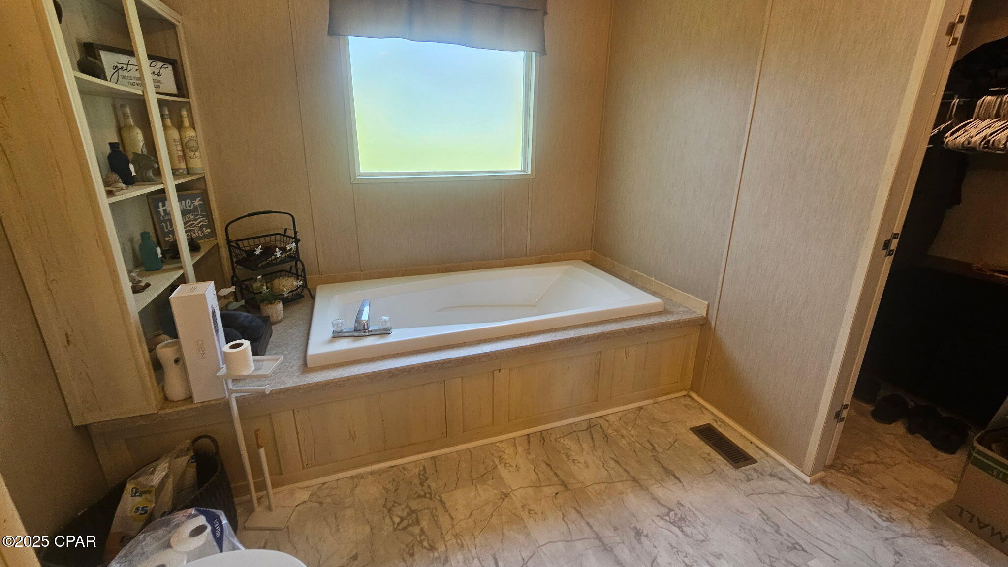 Image 11 For 9125 Merlin Drive