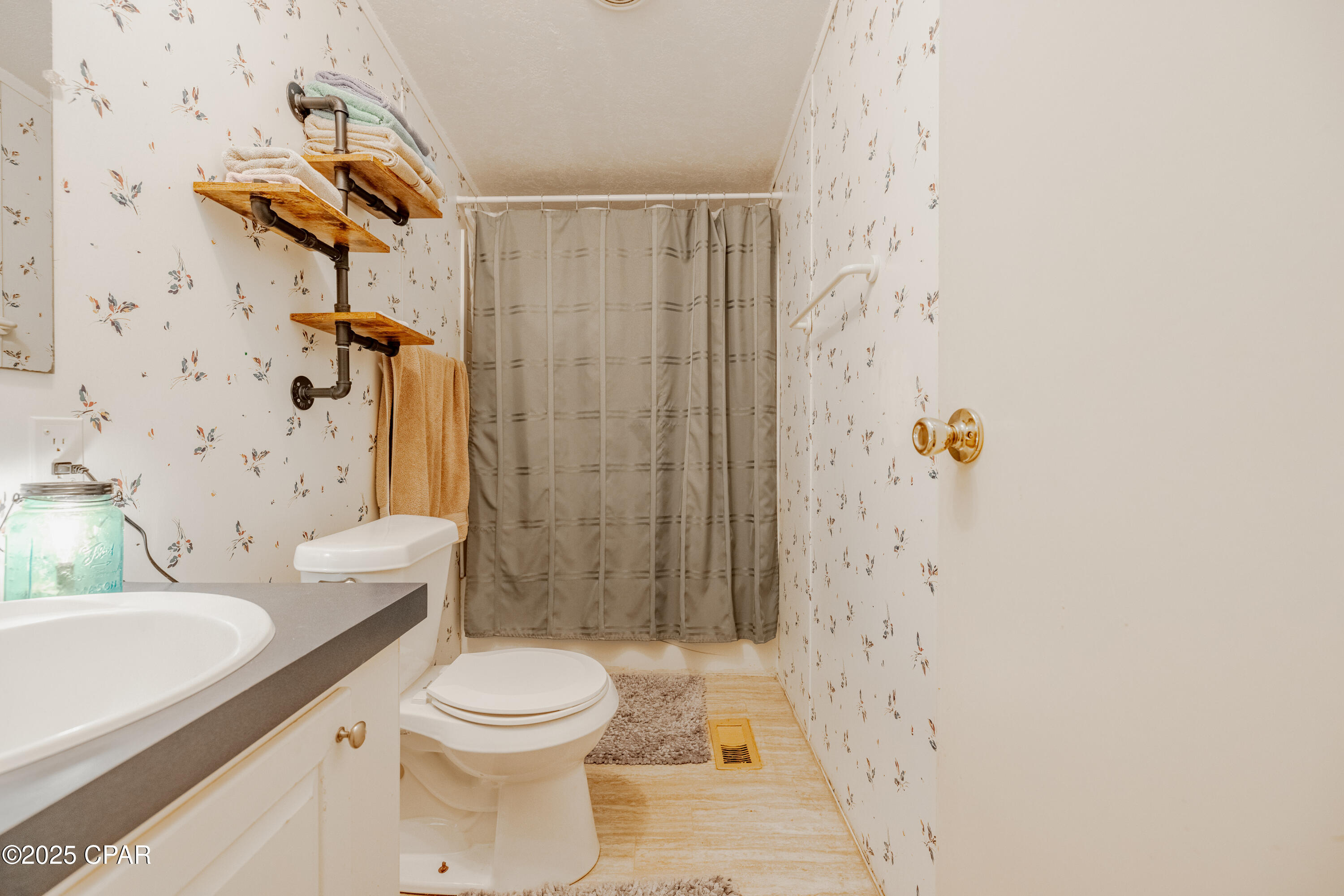 Image 12 For 7307 Copenhagen Drive