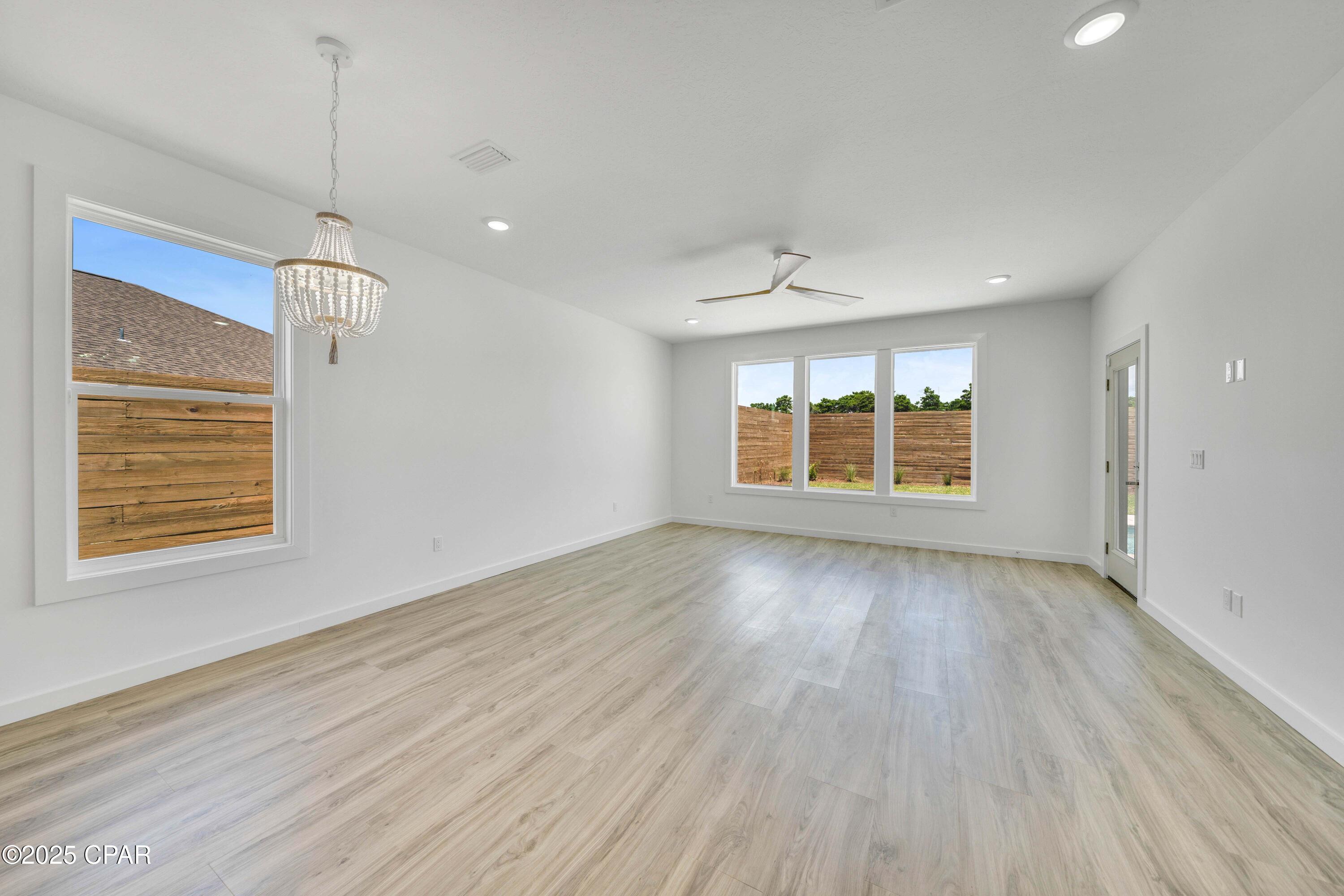 Image 17 For 20916 Lakeview Drive