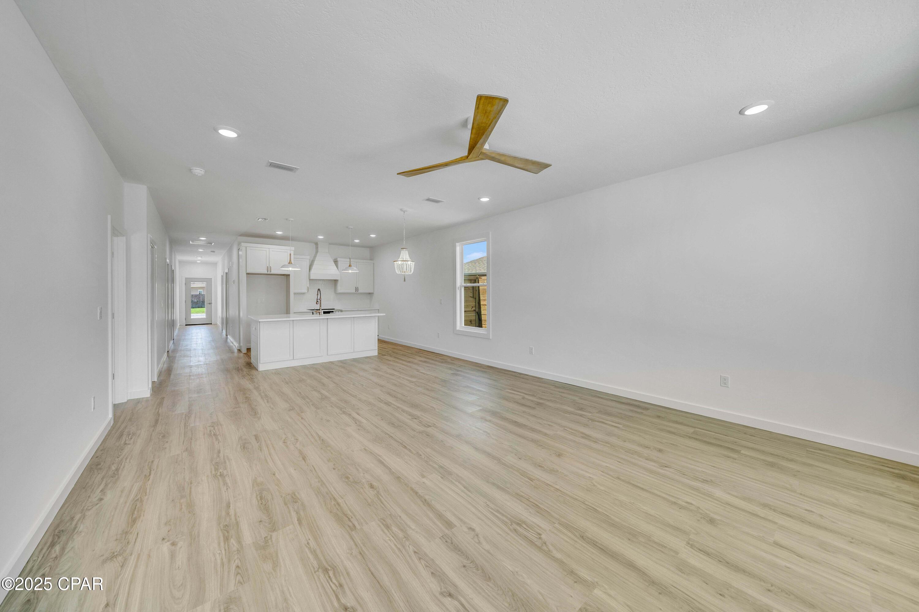 Image 18 For 20916 Lakeview Drive