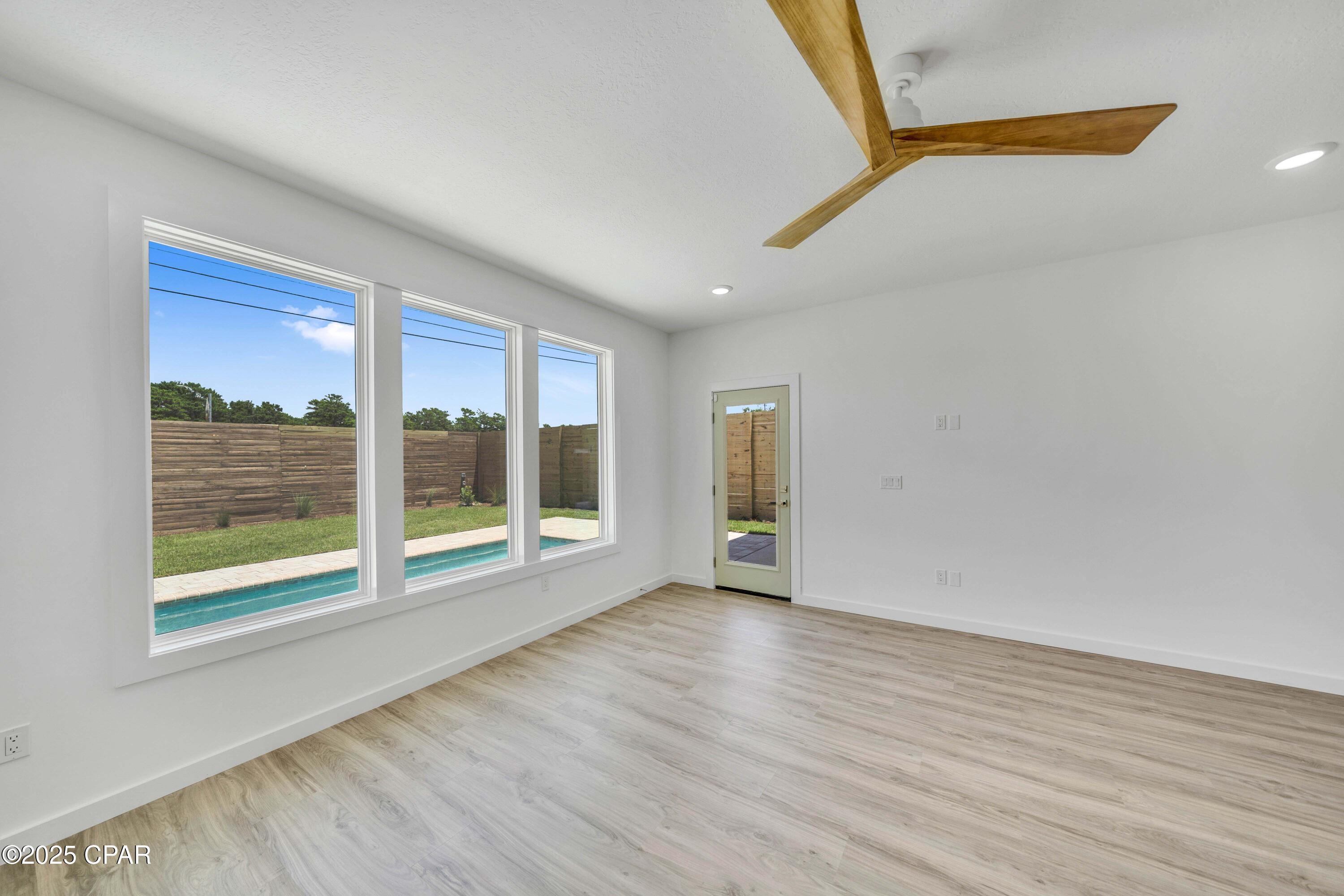 Image 20 For 20916 Lakeview Drive