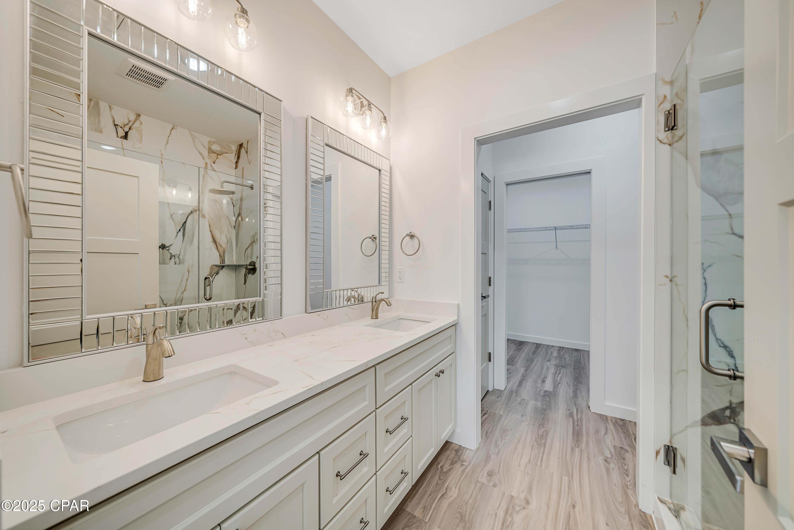 Image 25 For 20916 Lakeview Drive