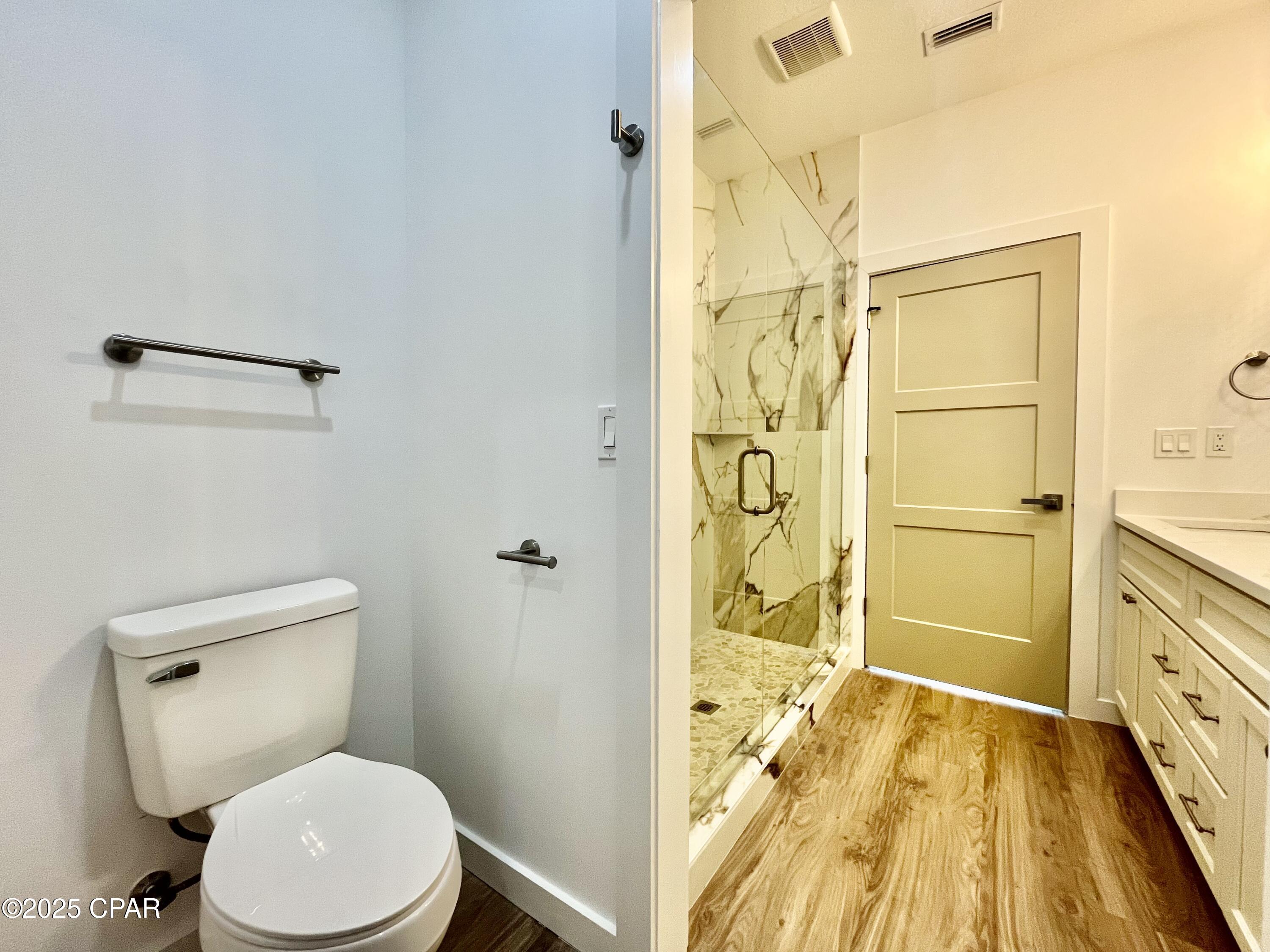 Image 27 For 20916 Lakeview Drive