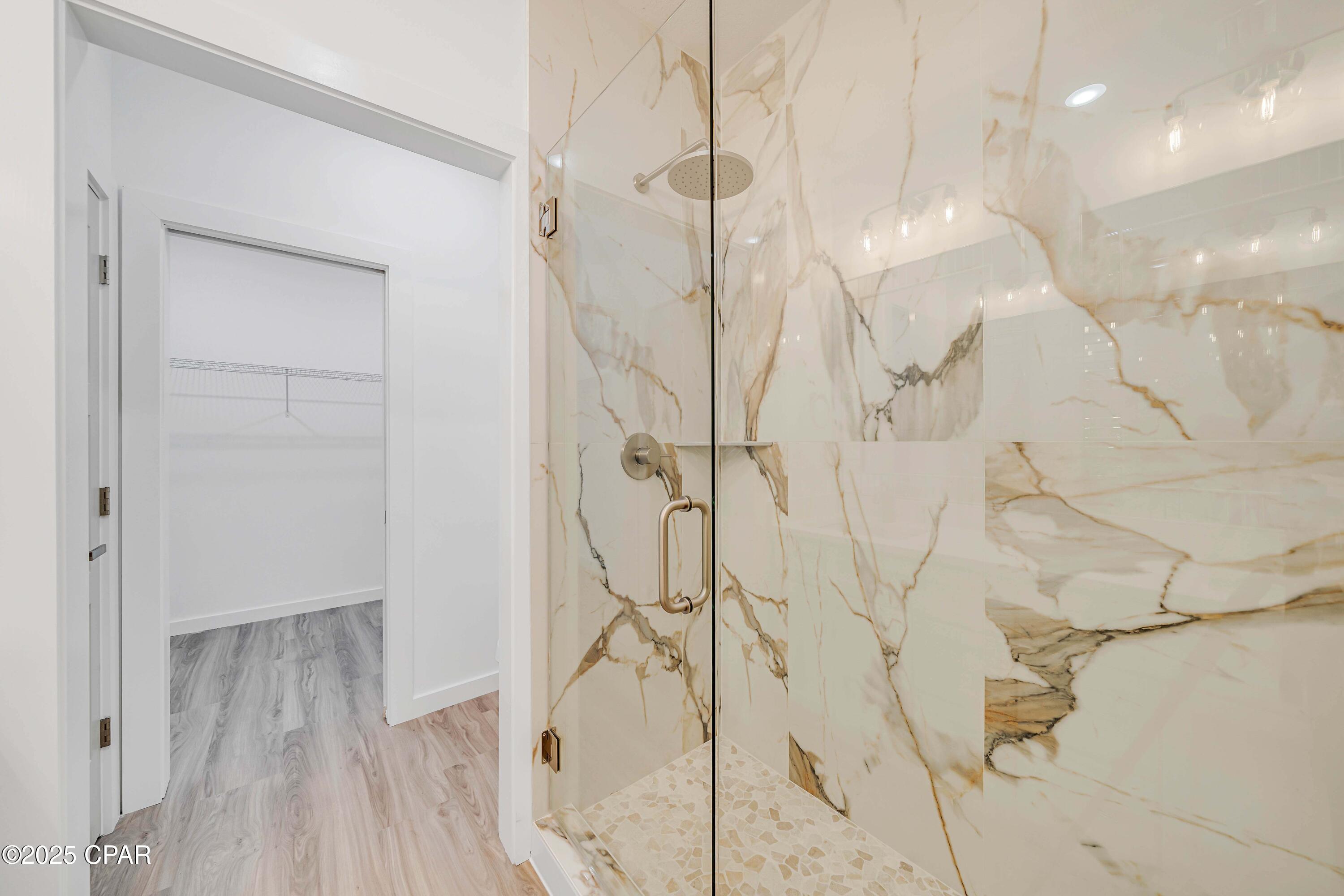 Image 29 For 20916 Lakeview Drive