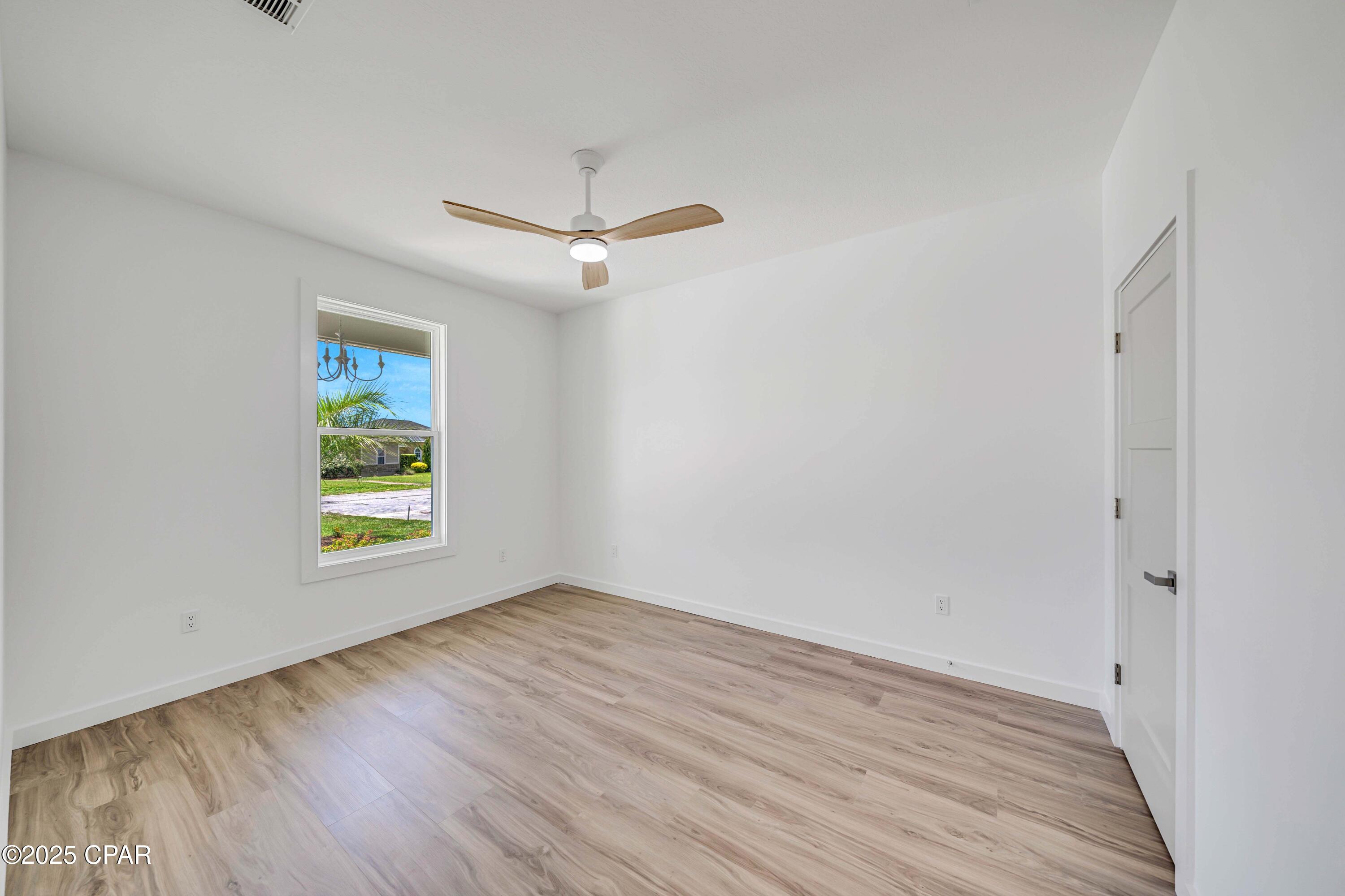 Image 48 For 20916 Lakeview Drive