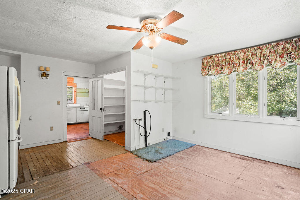 Image 20 For 503 Tracy Street