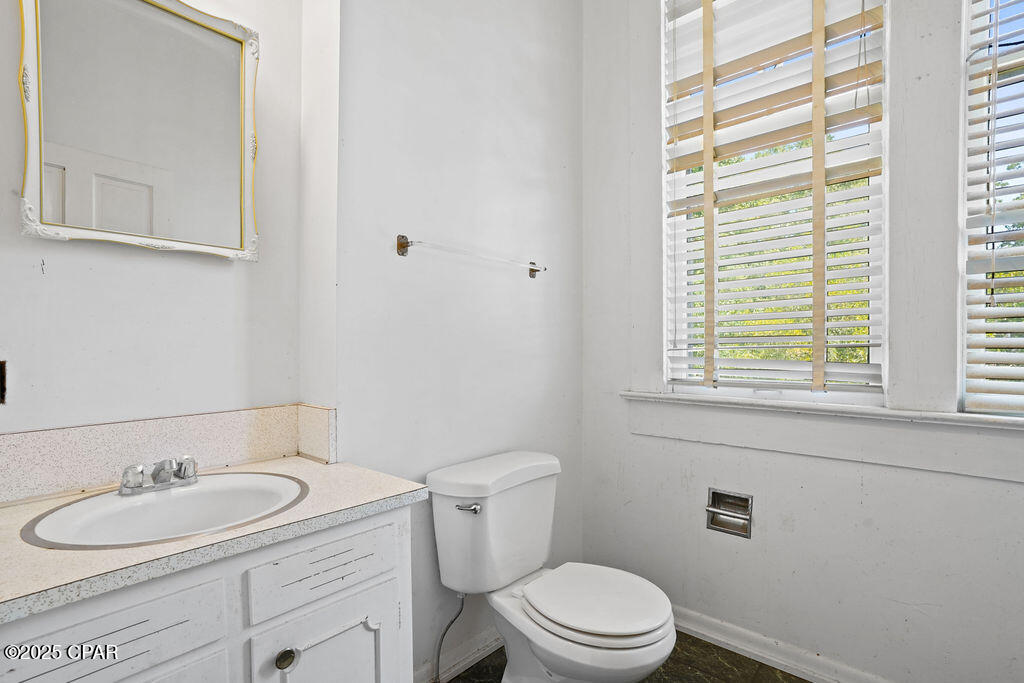 Image 32 For 503 Tracy Street