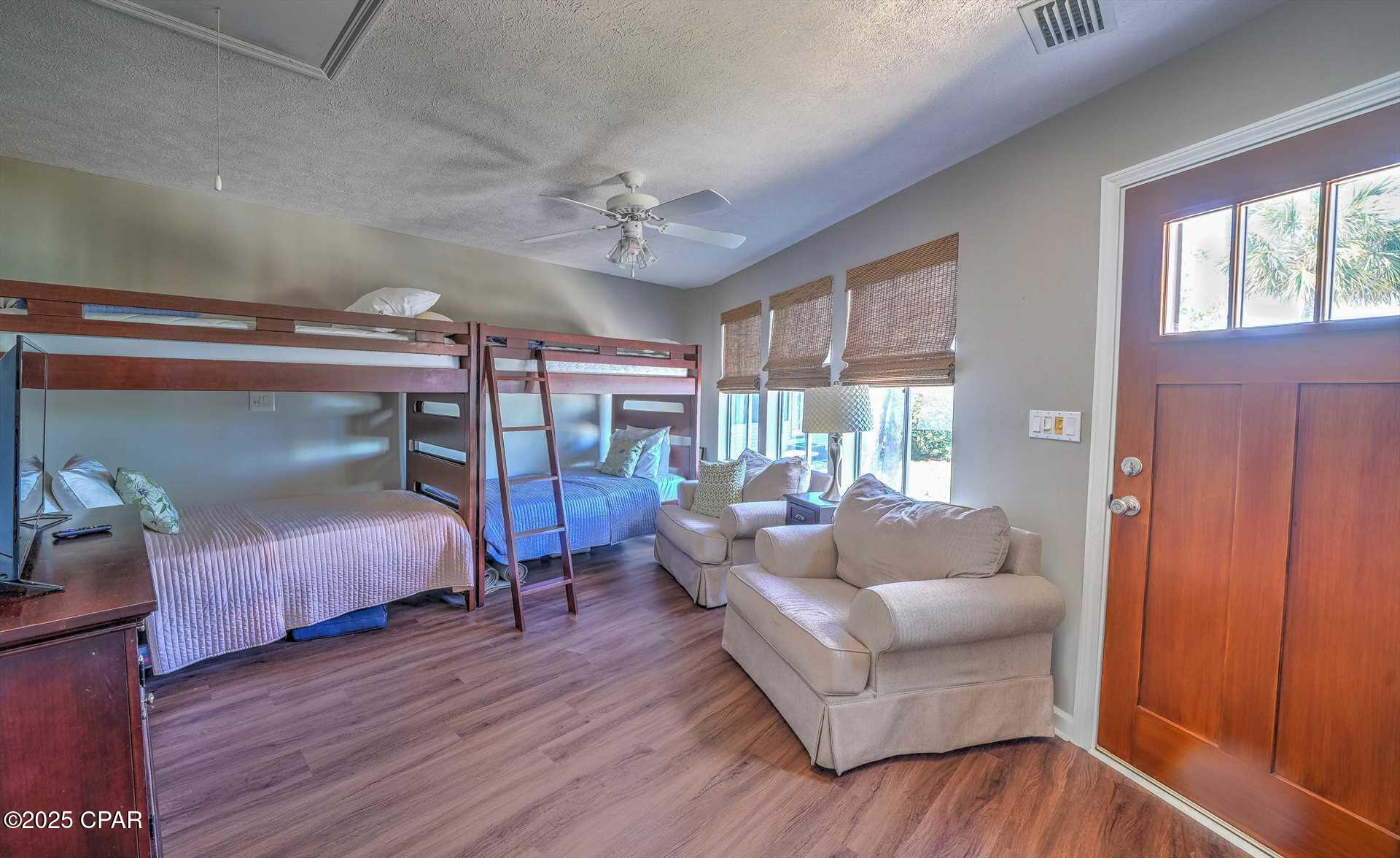 Image 0 For 251 Barracuda Drive