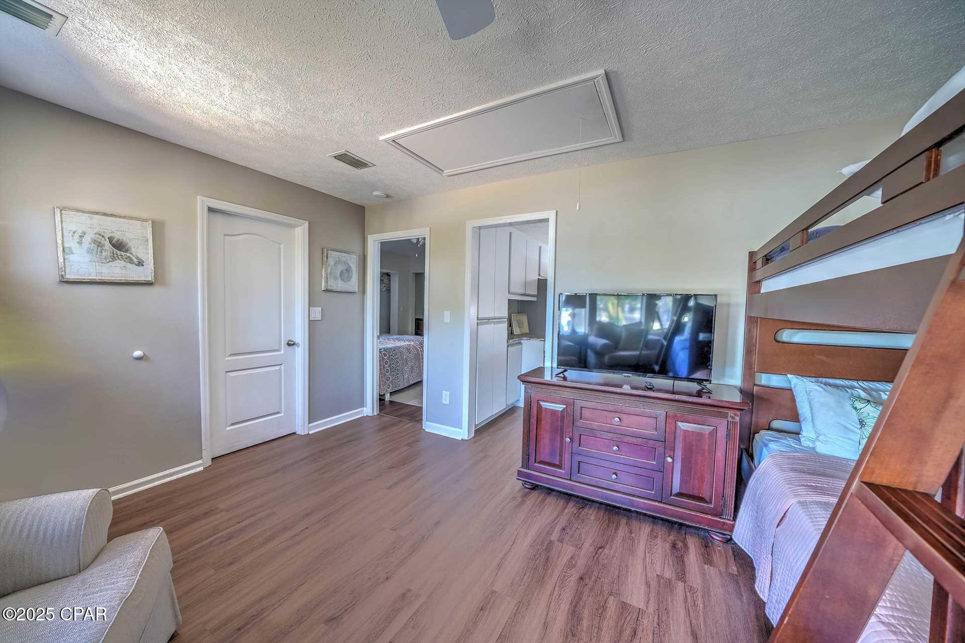Image 0 For 251 Barracuda Drive