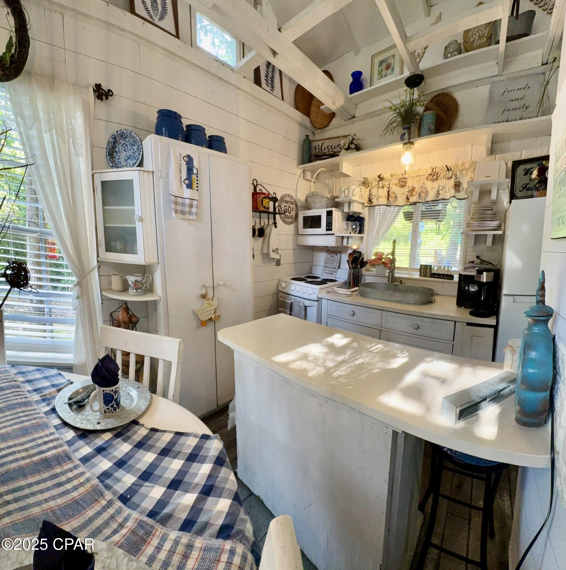 Image 11 For 5940 Pitti Lane