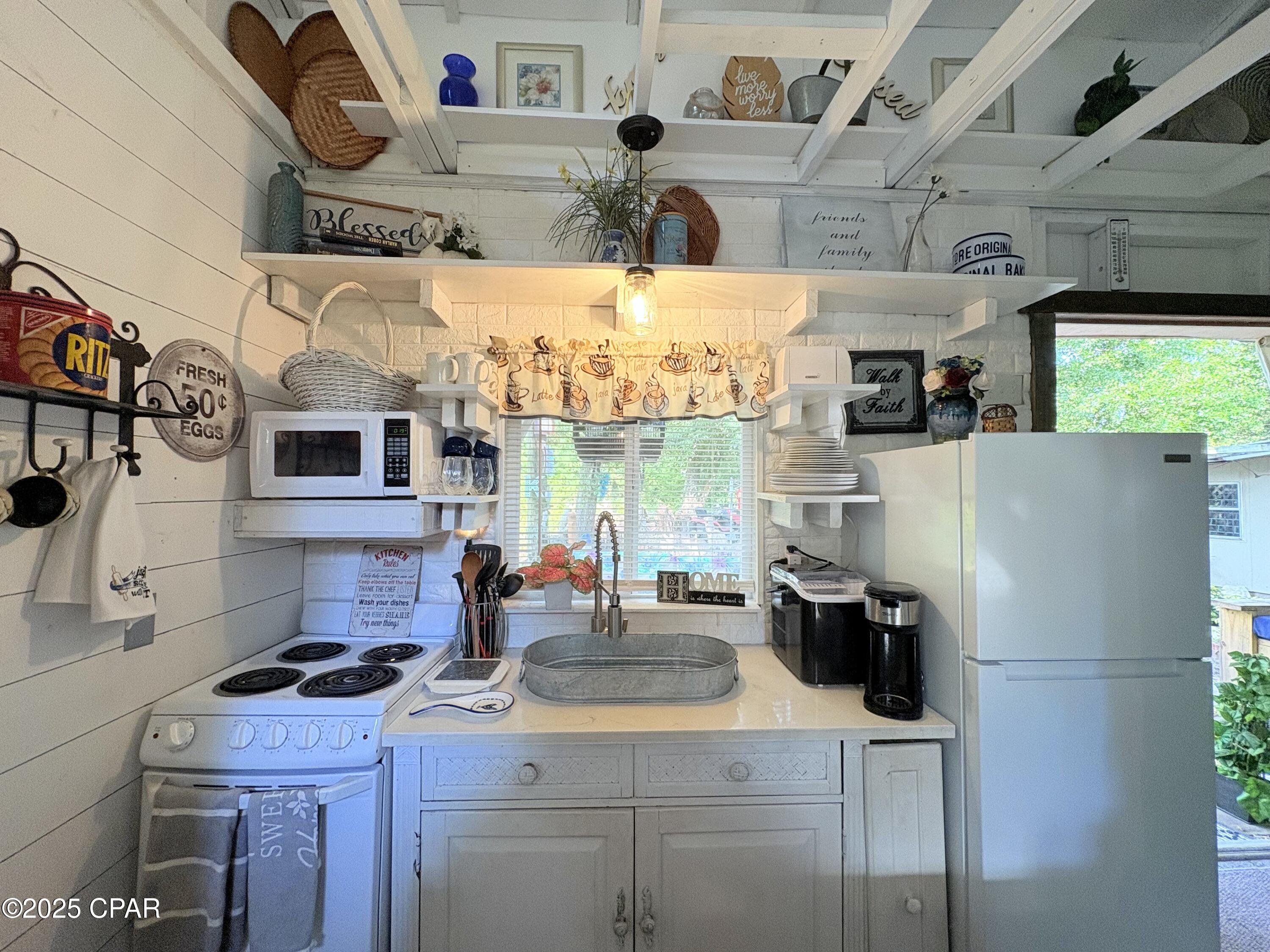 Image 12 For 5940 Pitti Lane