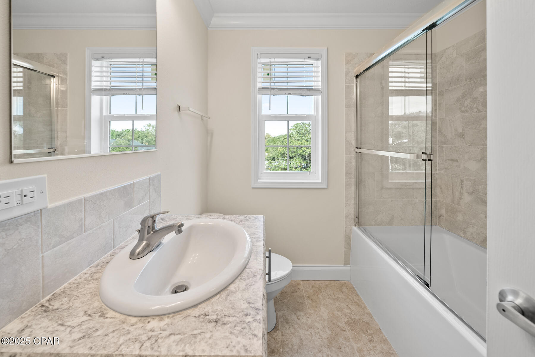 Image 19 For 16246 Lullwater