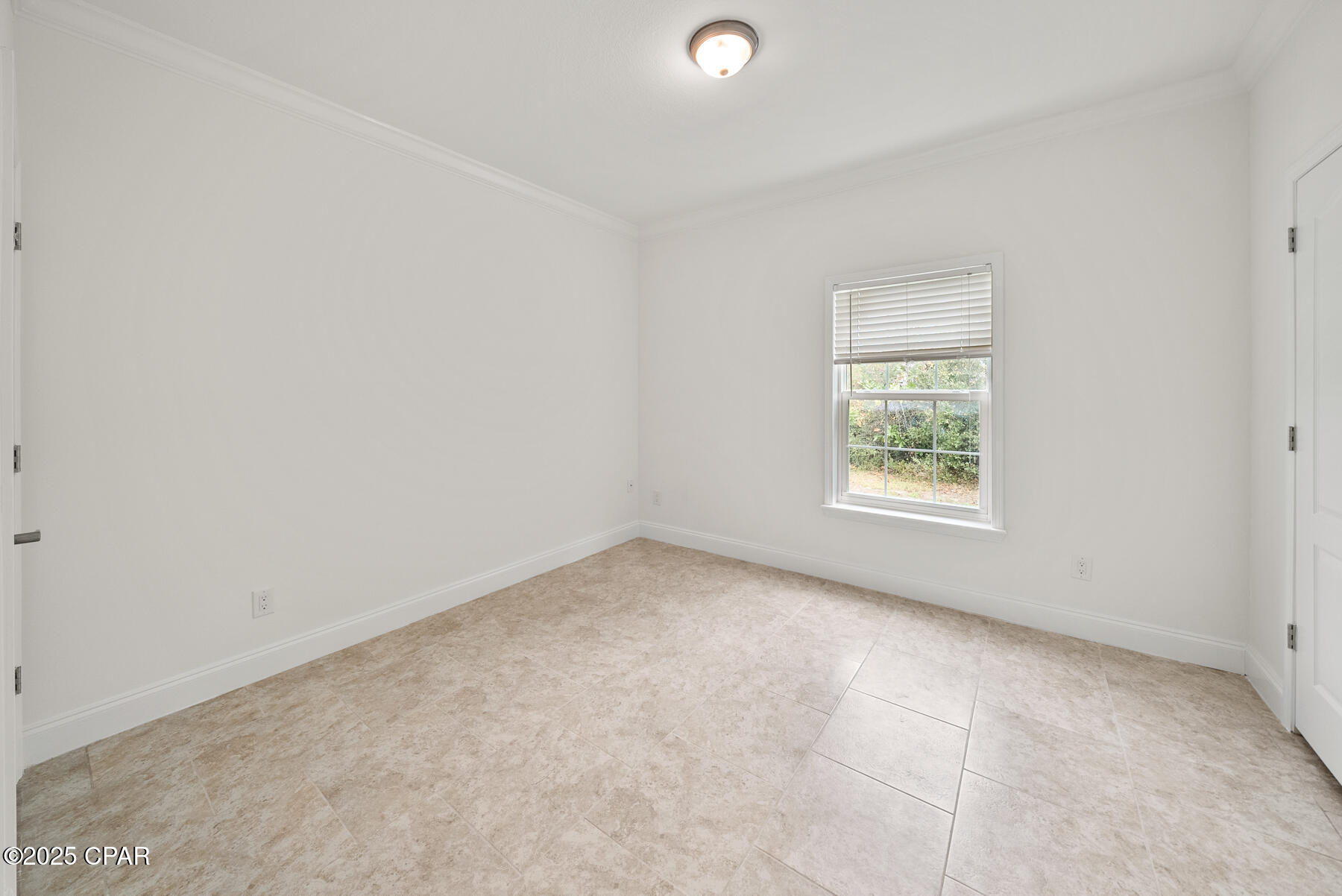 Image 21 For 16246 Lullwater