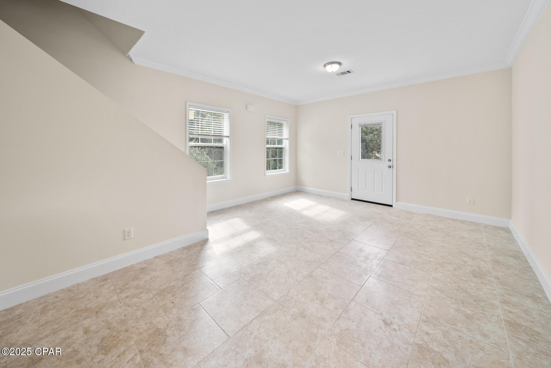 Image 5 For 16246 Lullwater