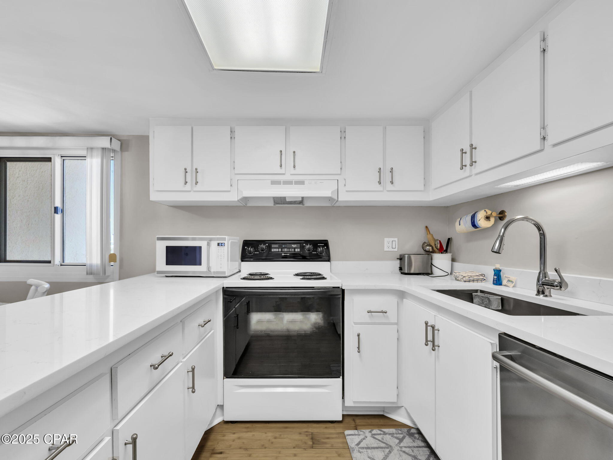 Image 10 For 23223 Front Beach Road 305