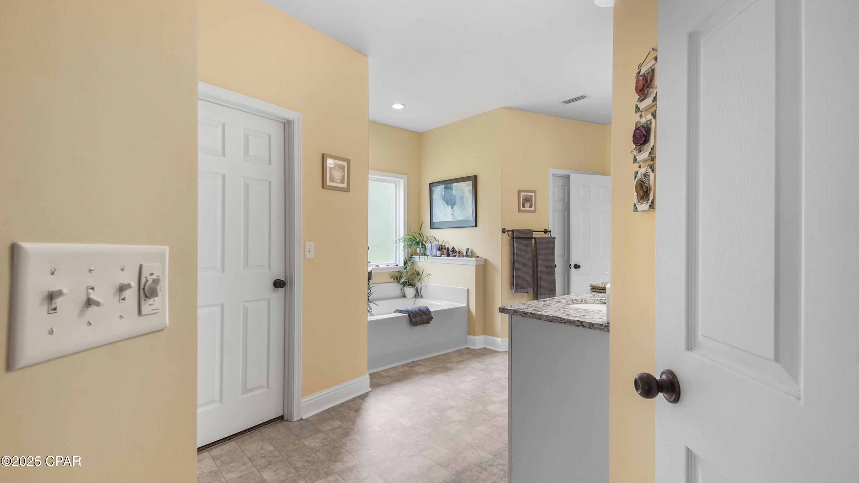 Image 82 For 3754 Annie Road