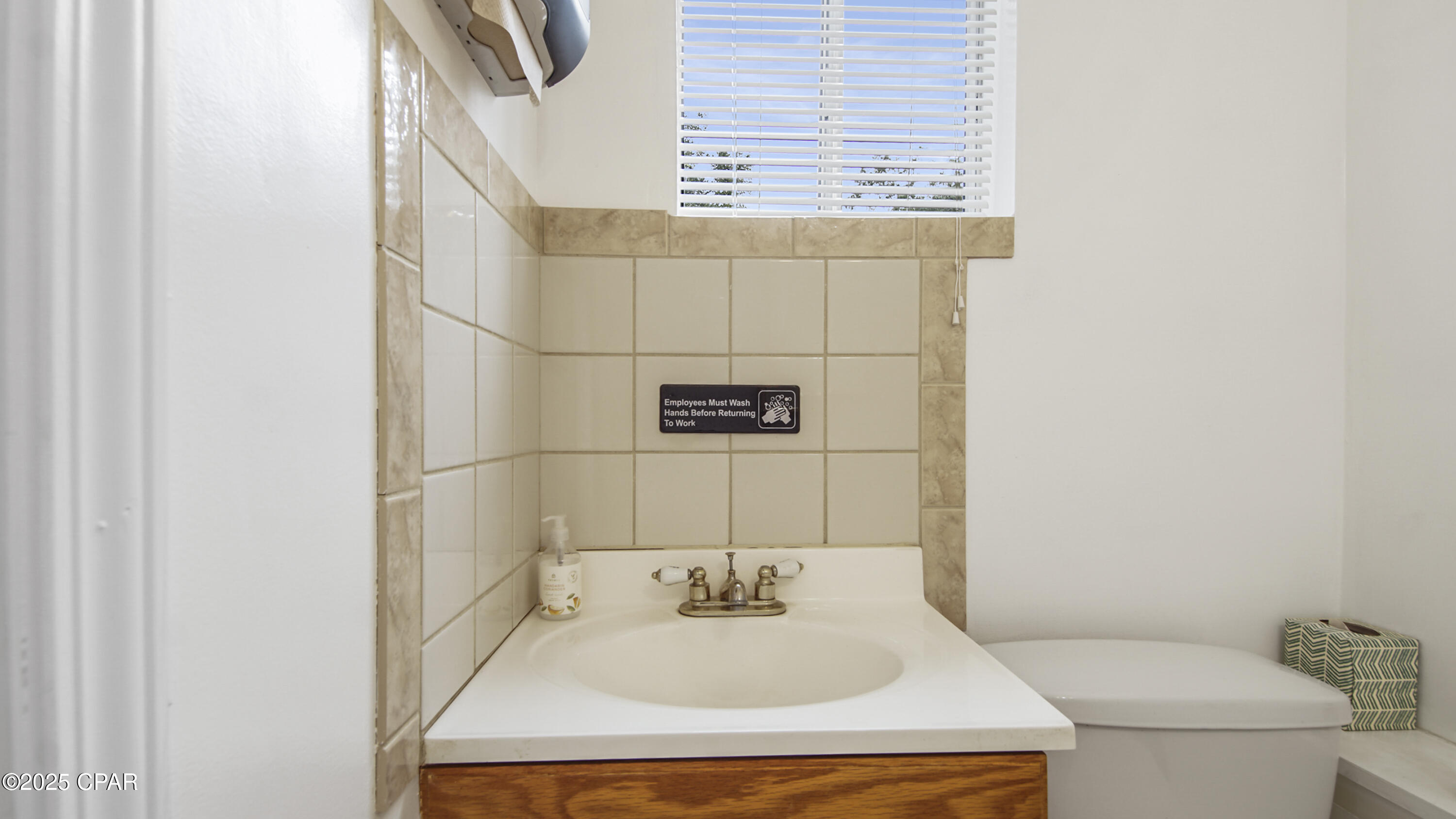 Image 93 For 3754 Annie Road