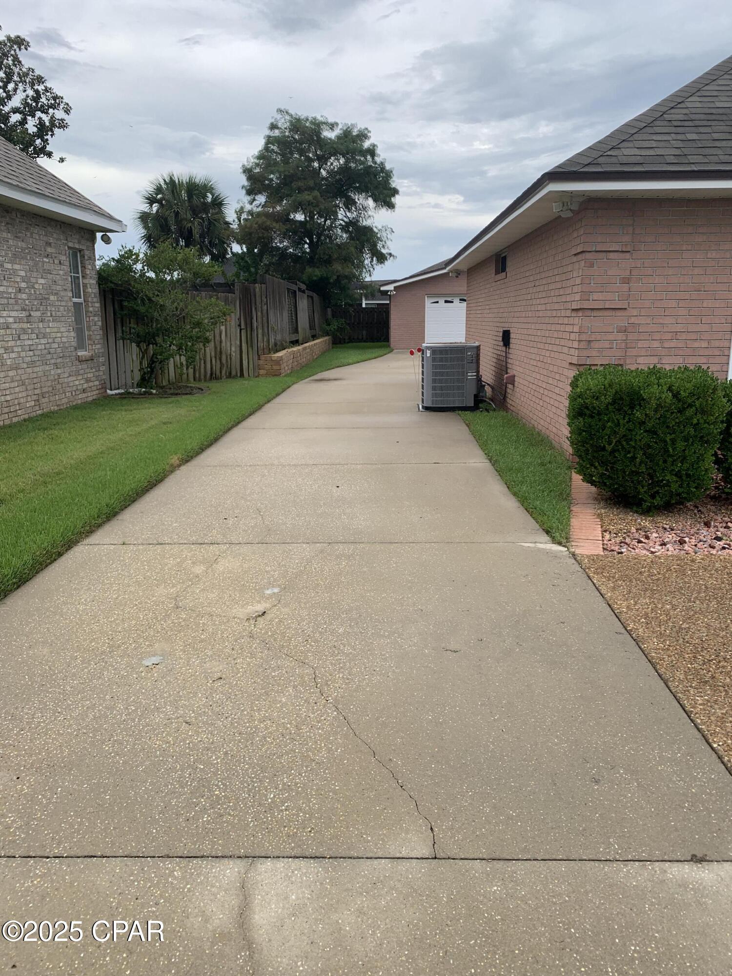 Image 23 For 2513 Parkwood Drive