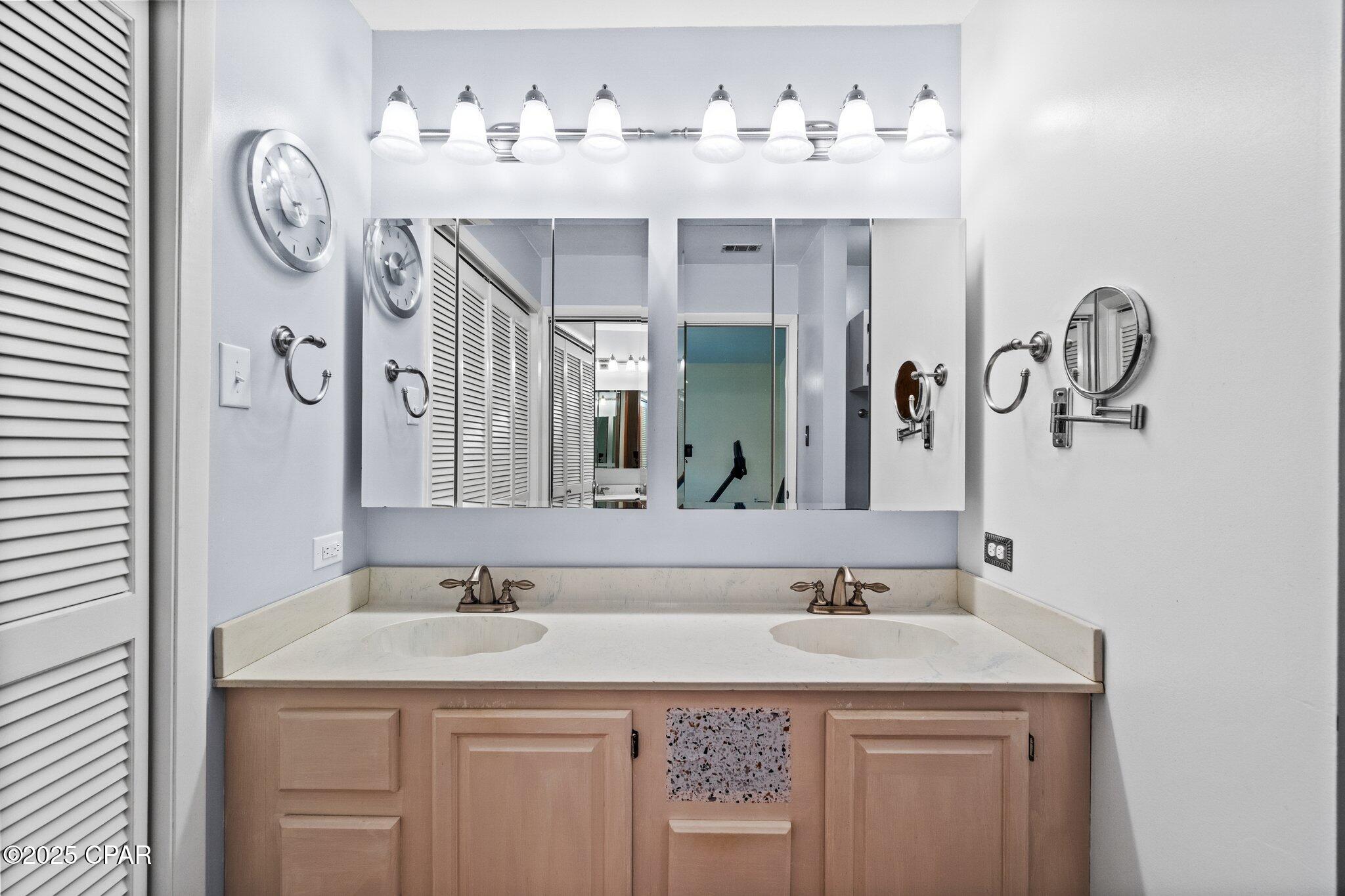 Image 68 For 9106 Abba Lane