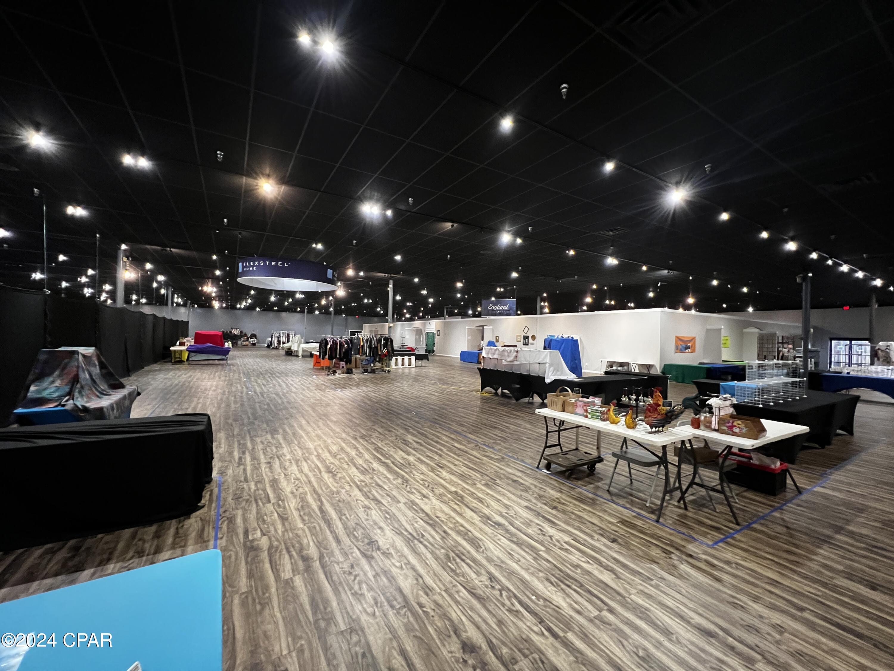 Image 15 For 7157 Front Beach Road