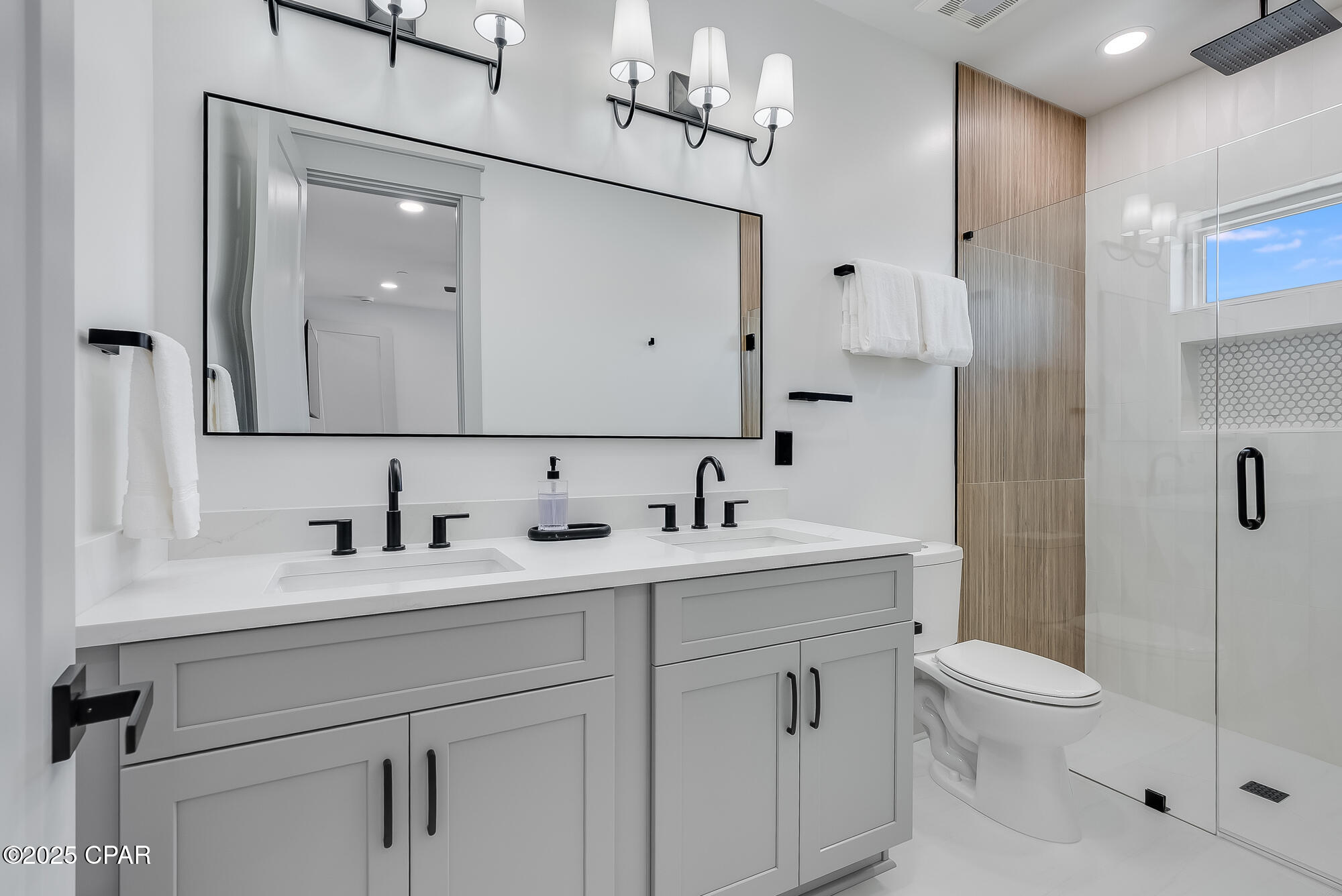 Image 28 For 5237 Thomas Drive A&b