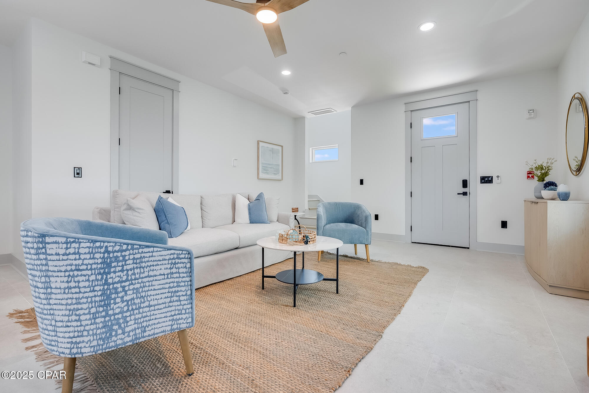 Listing photo id 4 for 5237 Thomas Drive A&b