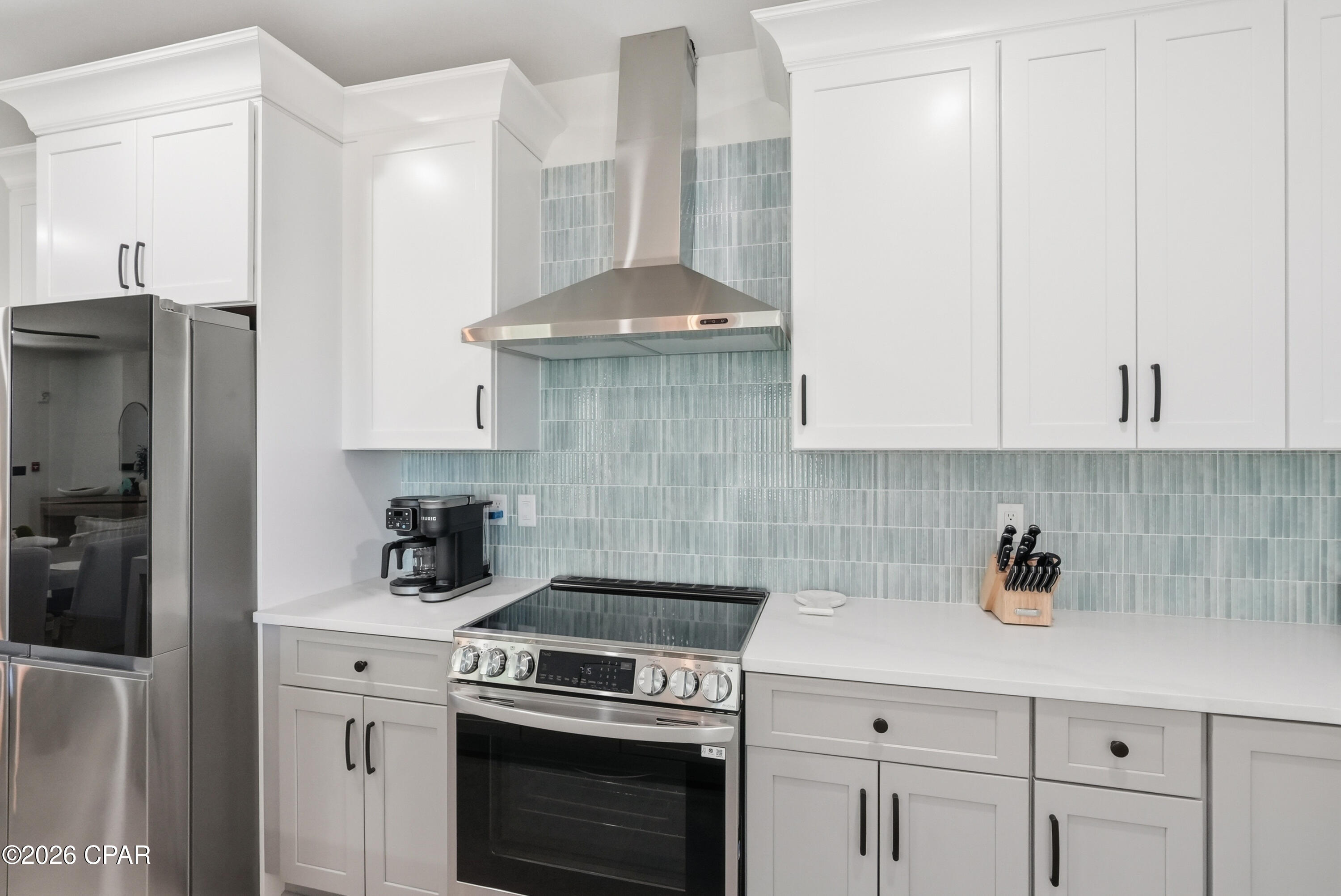 Listing photo id 51 for 5237 Thomas Drive A&b