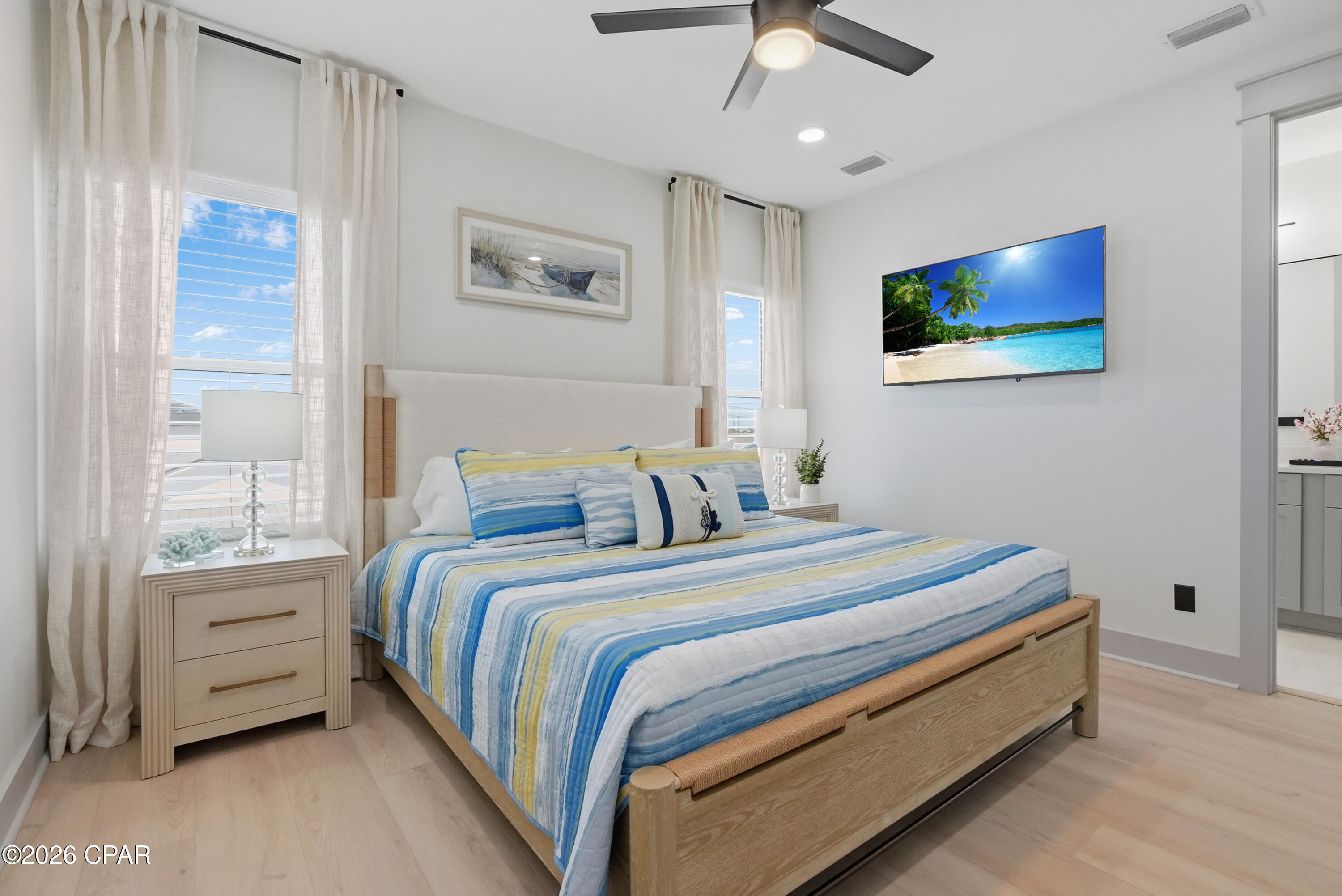 Listing photo id 65 for 5237 Thomas Drive A&b