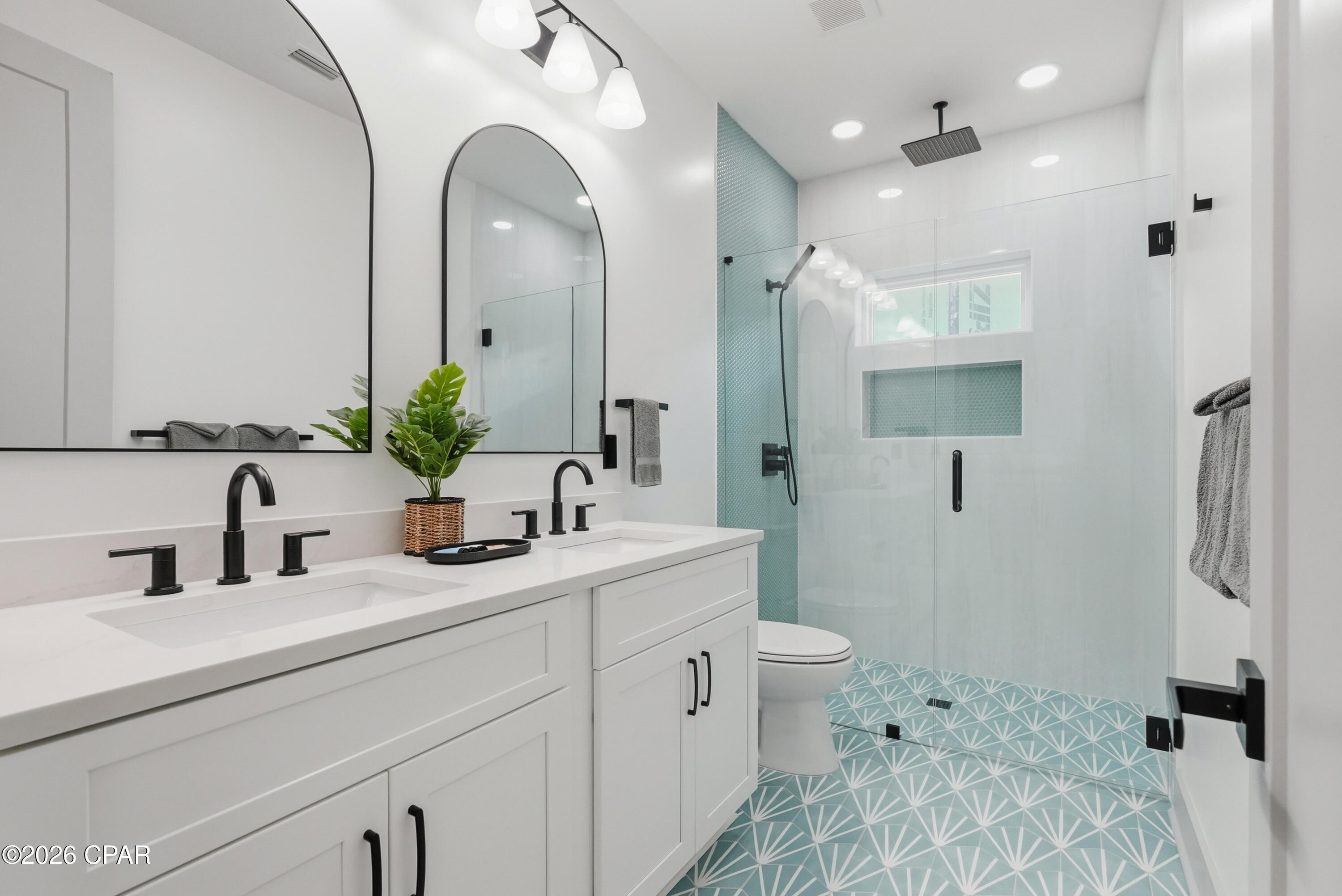 Image 81 For 5237 Thomas Drive A&b