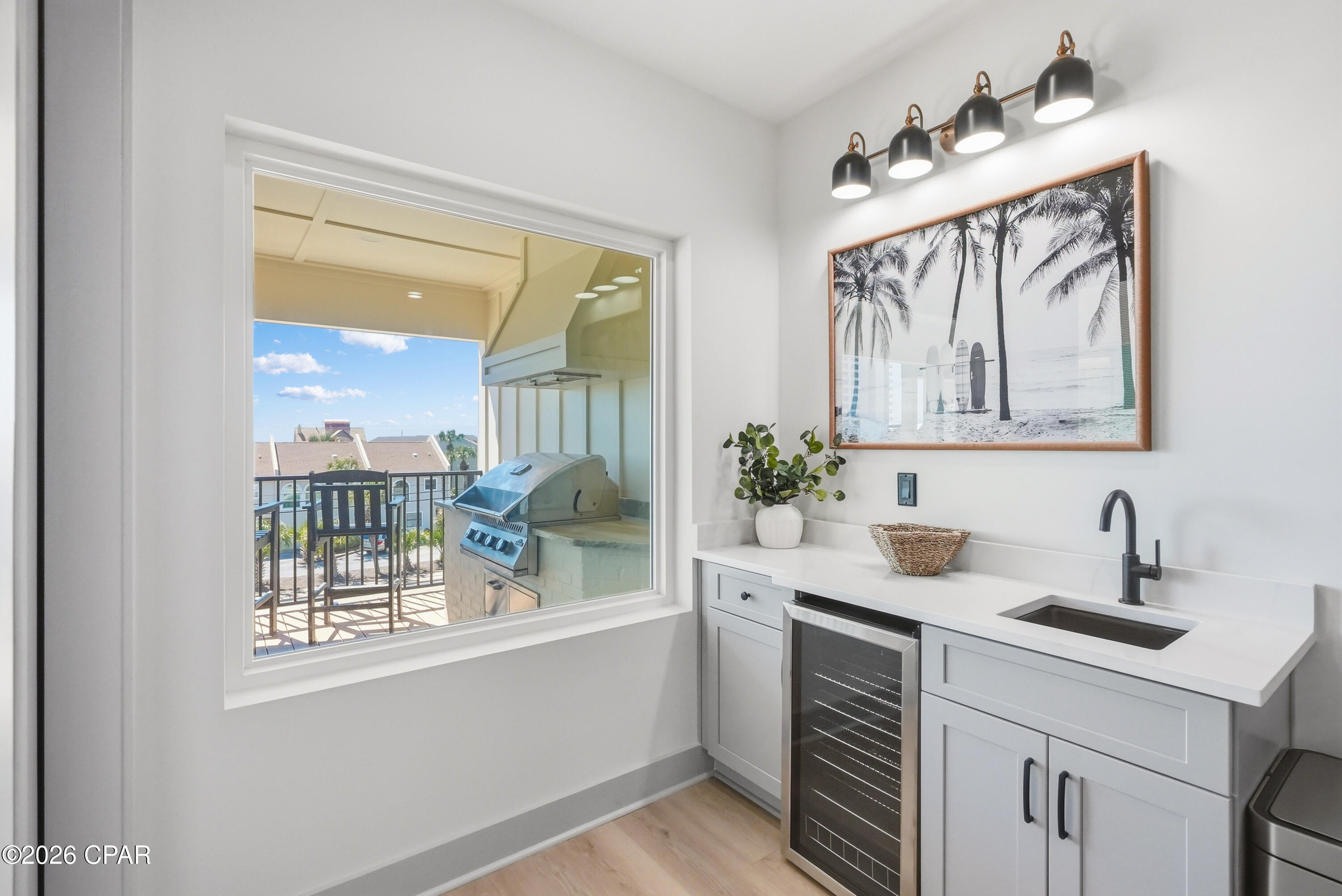 Listing photo id 82 for 5237 Thomas Drive A&b