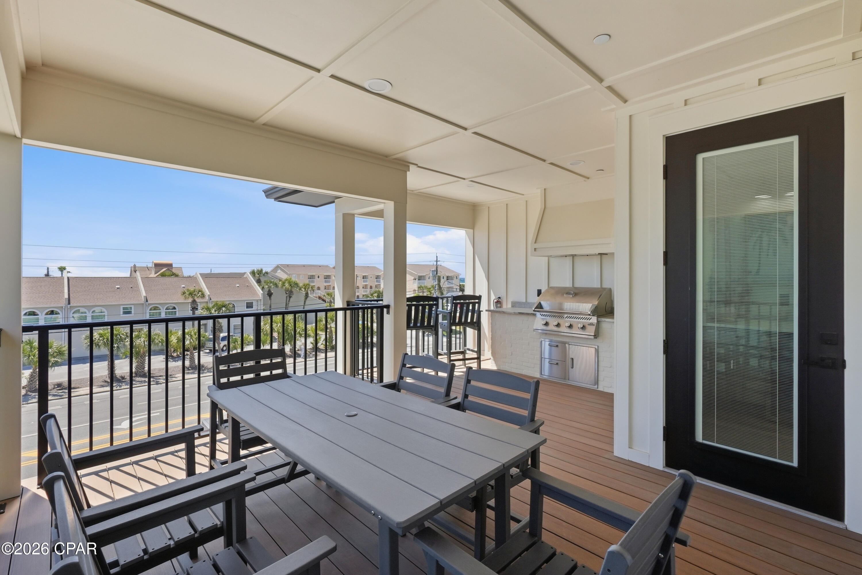 Listing photo id 83 for 5237 Thomas Drive A&b