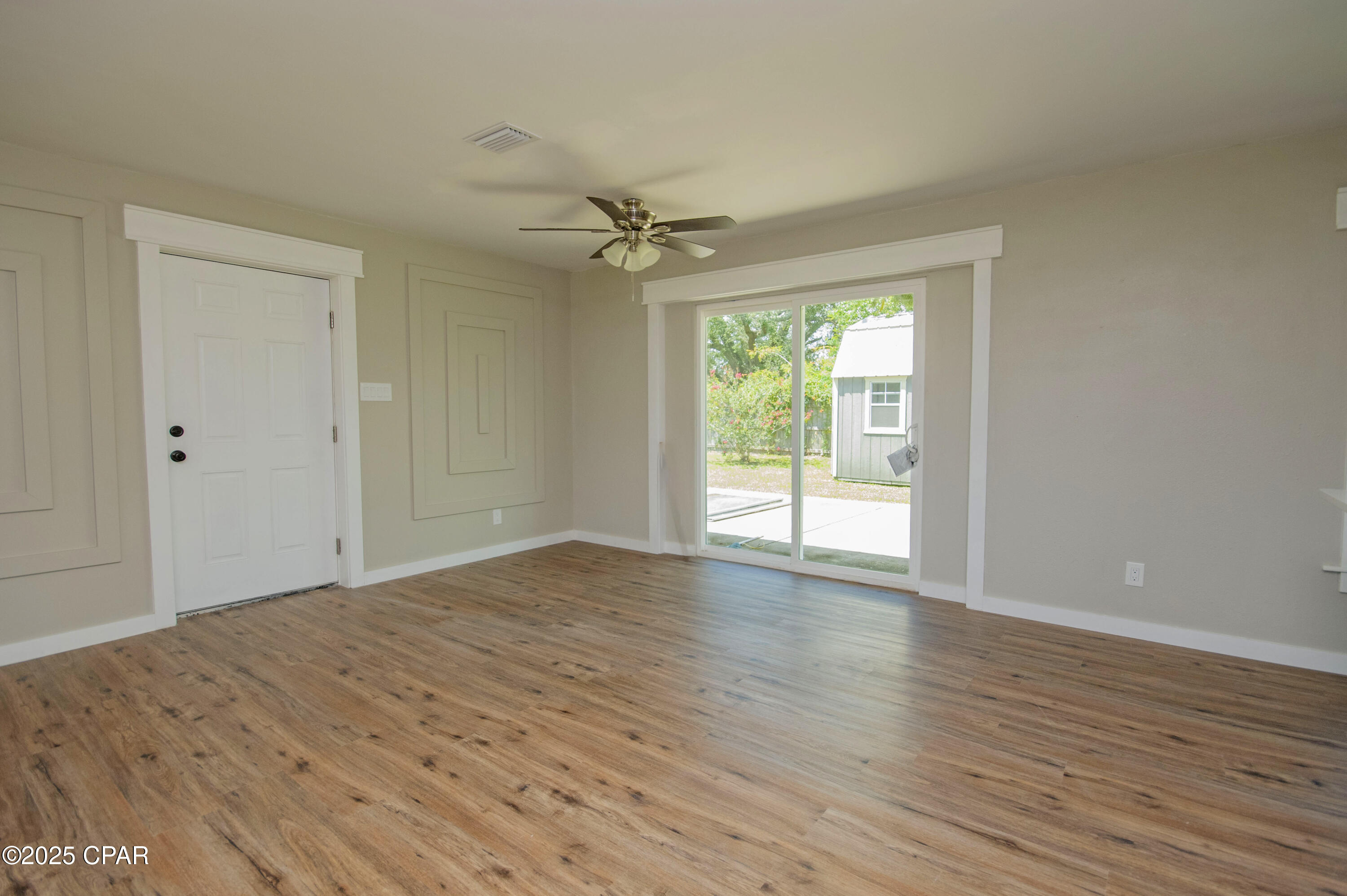 Image 14 For 3119 W 23rd Court