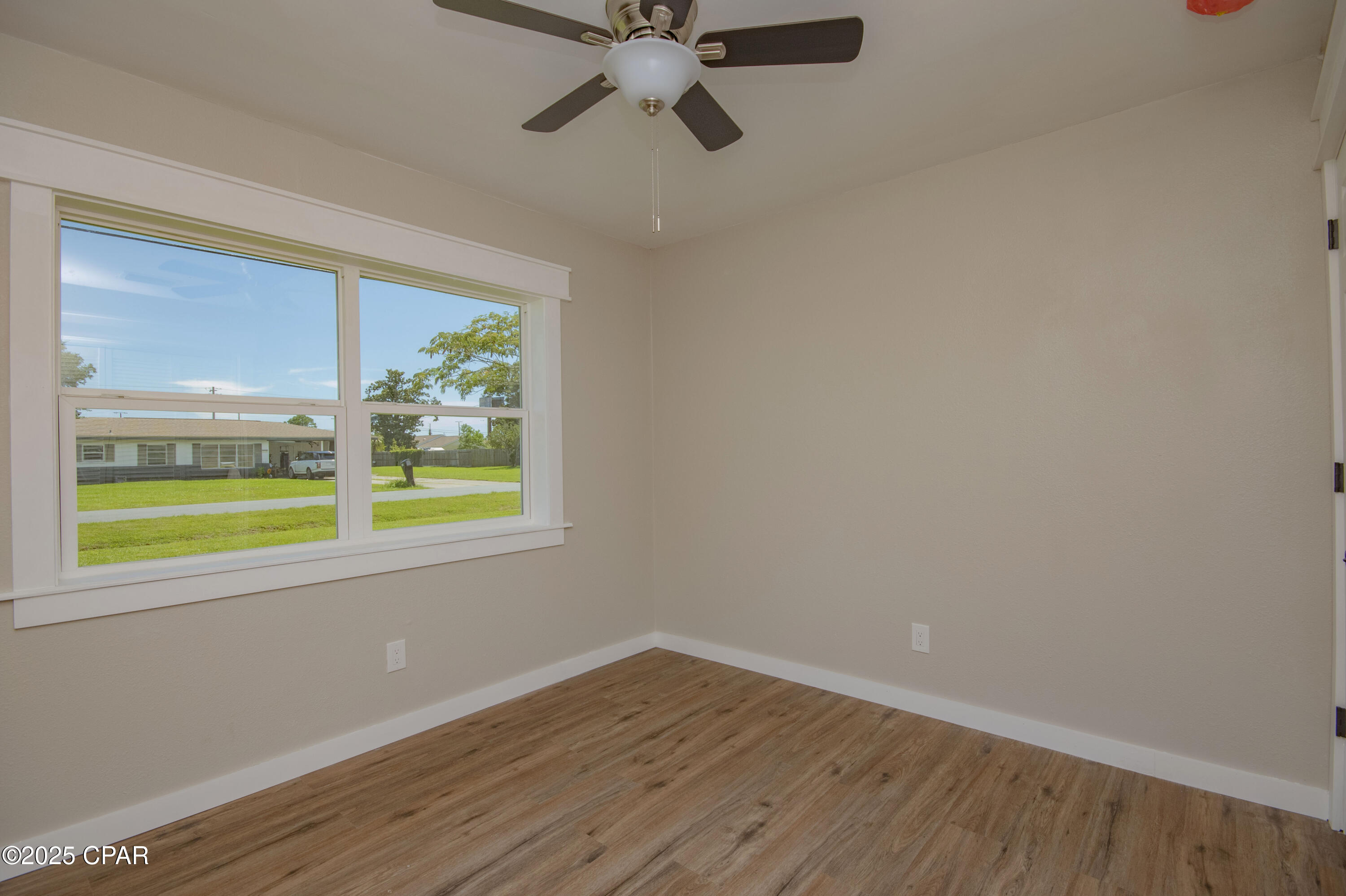 Image 22 For 3119 W 23rd Court