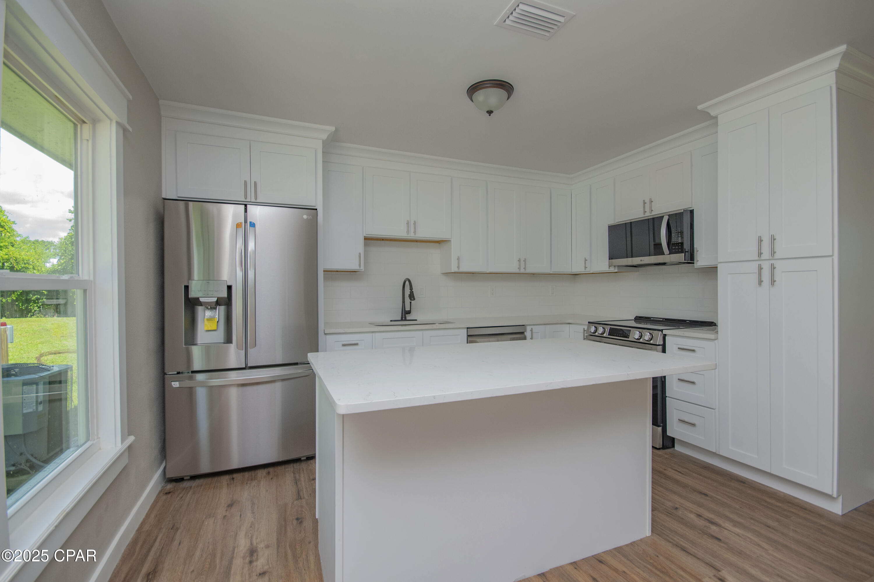 Image 5 For 3119 W 23rd Court