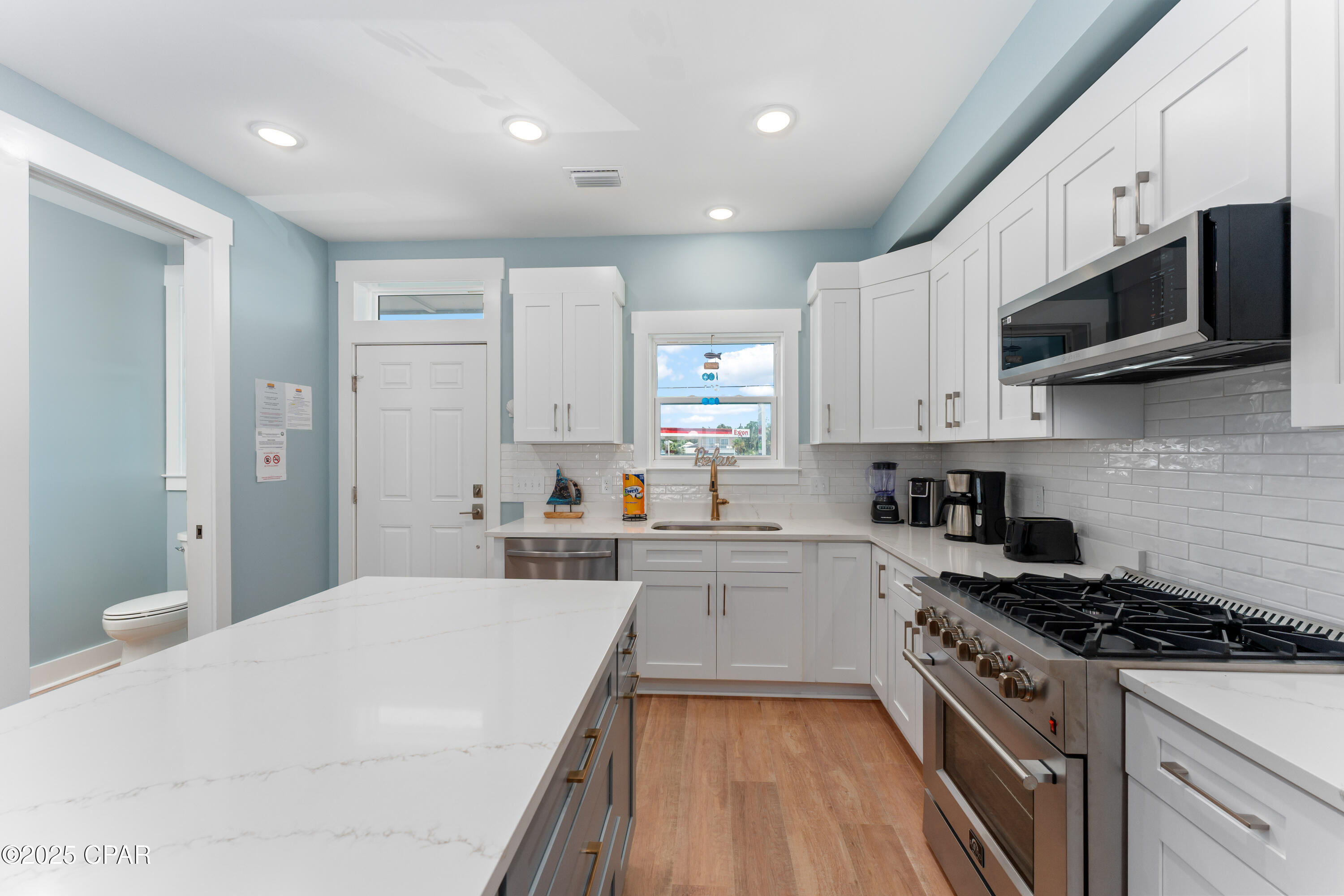 Image 11 For 8205 Hwy 98  