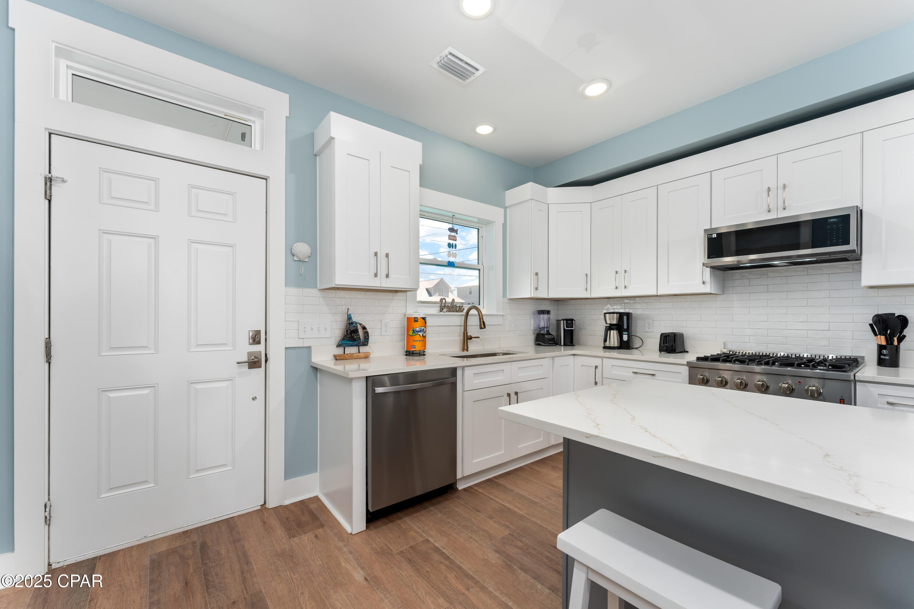 Image 8 For 8205 Hwy 98  