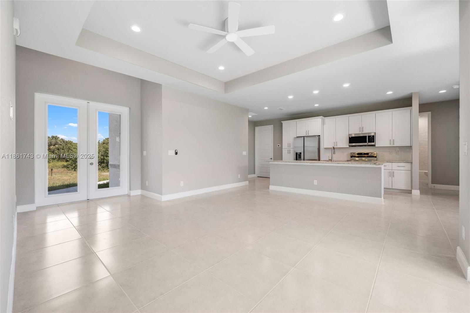 Homes for sale in La Belle, FL | 5028 N Peachtree Cir, La Belle, FL 33935 | MLS# A11861743