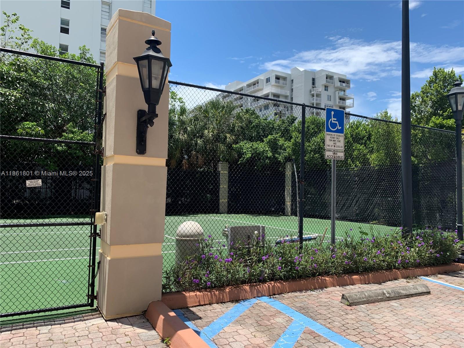 2475 Brickell Ave #2504, Miami FL 33129