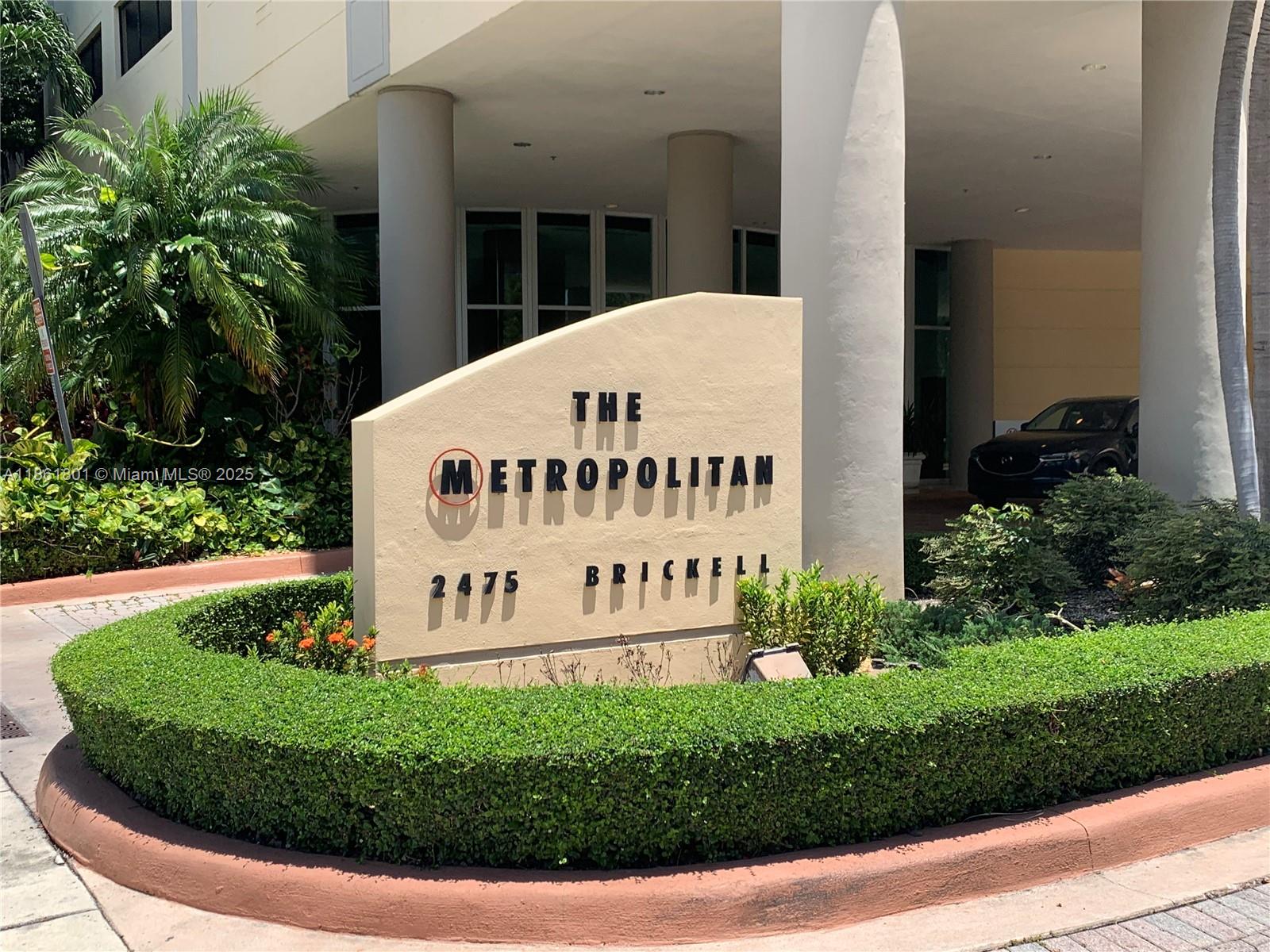 2475 Brickell Ave #2504, Miami FL 33129