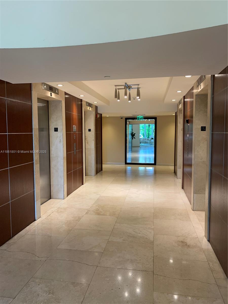 2475 Brickell Ave #2504, Miami FL 33129