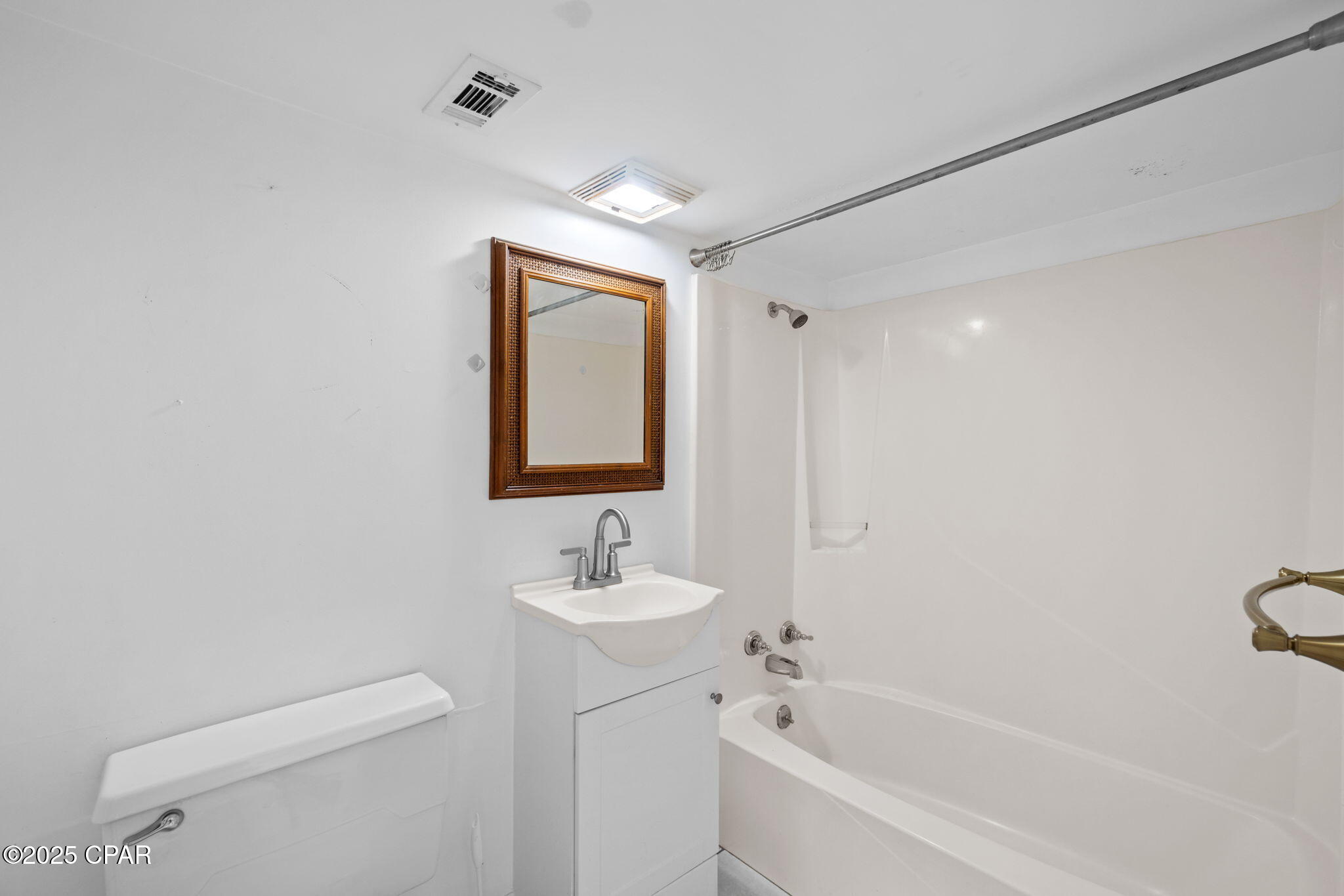 Image 12 For 525 8th Street