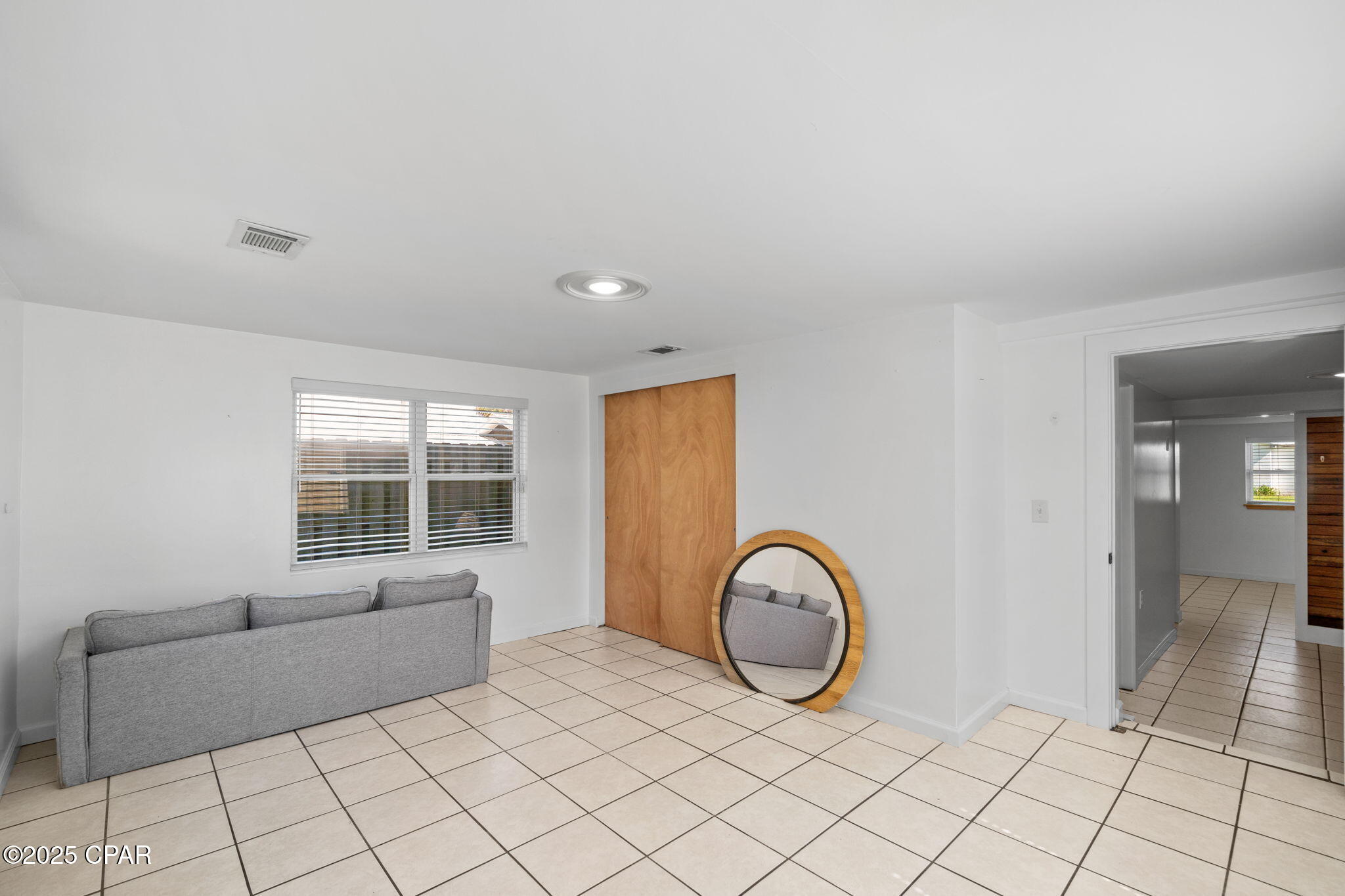 Image 15 For 525 8th Street