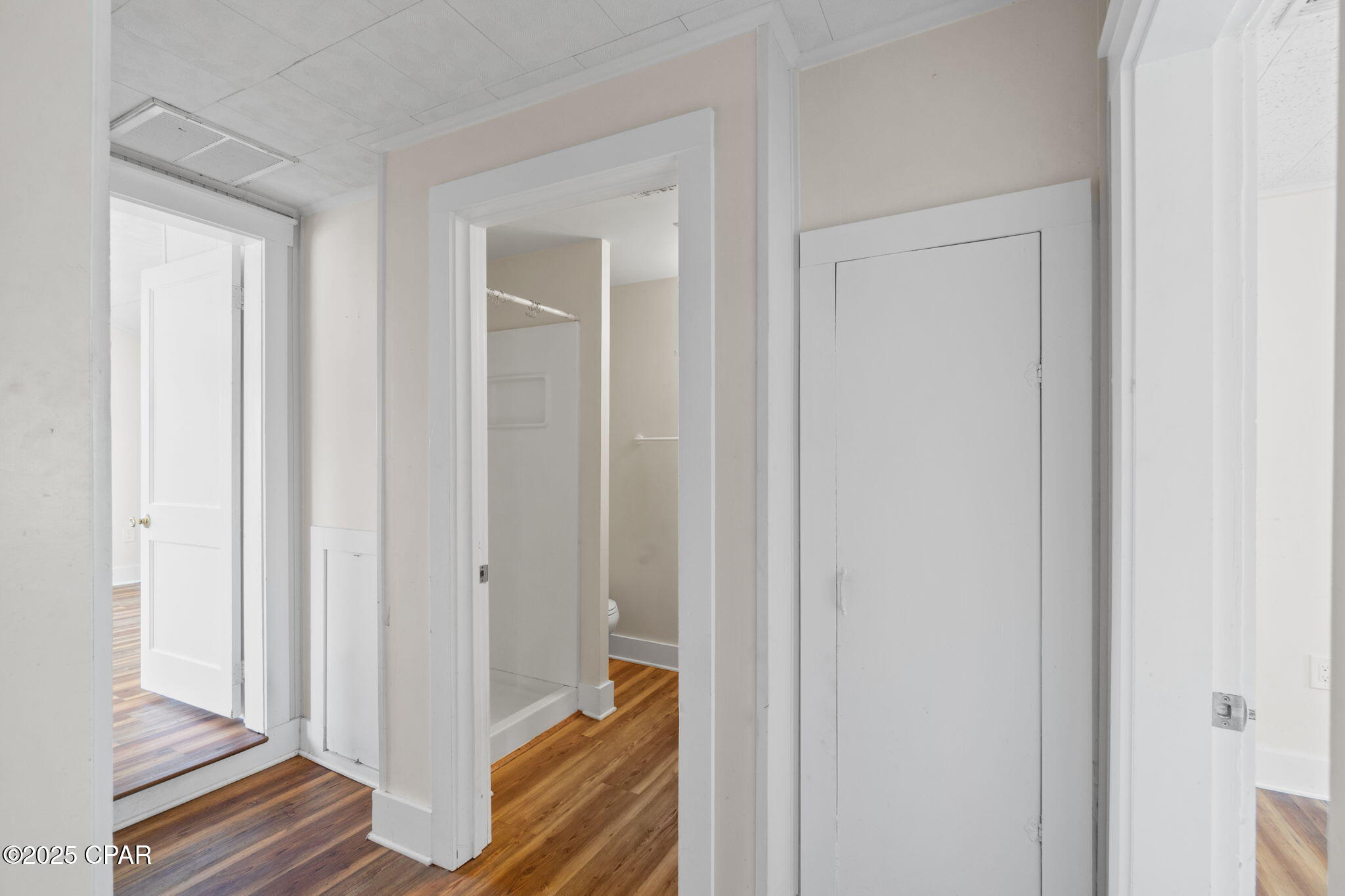 Image 31 For 525 8th Street