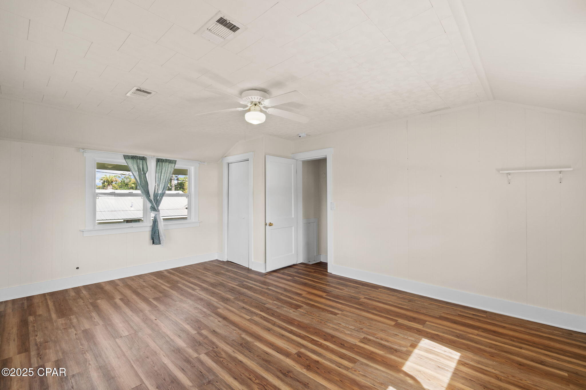 Image 36 For 525 8th Street