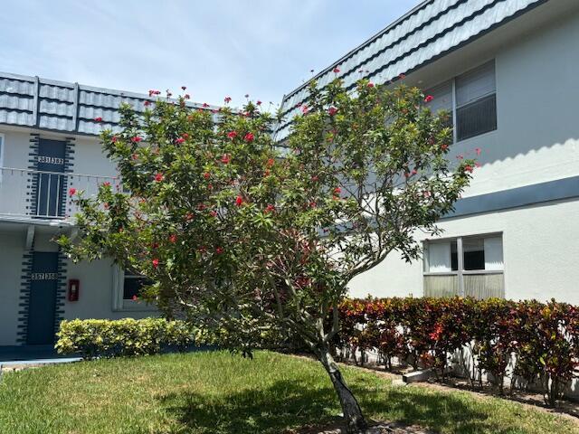 Kings Point Tuscany Condo