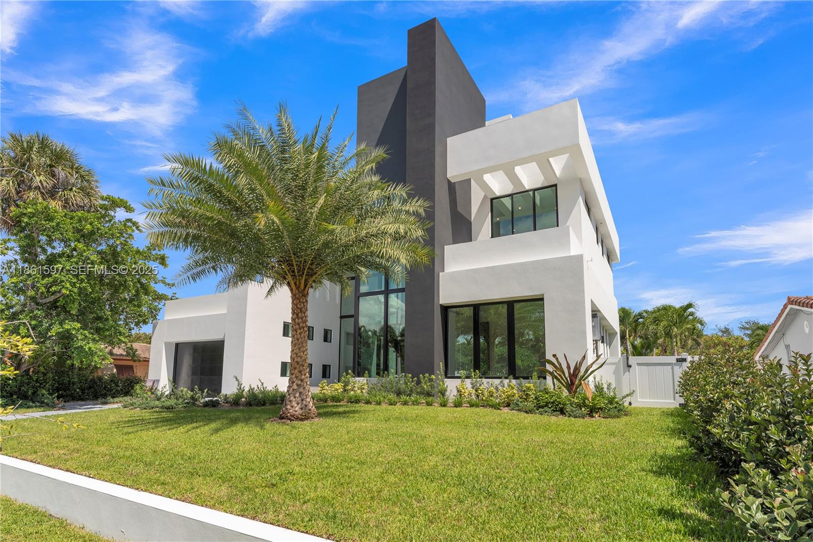 Hillsboro Shores Sec