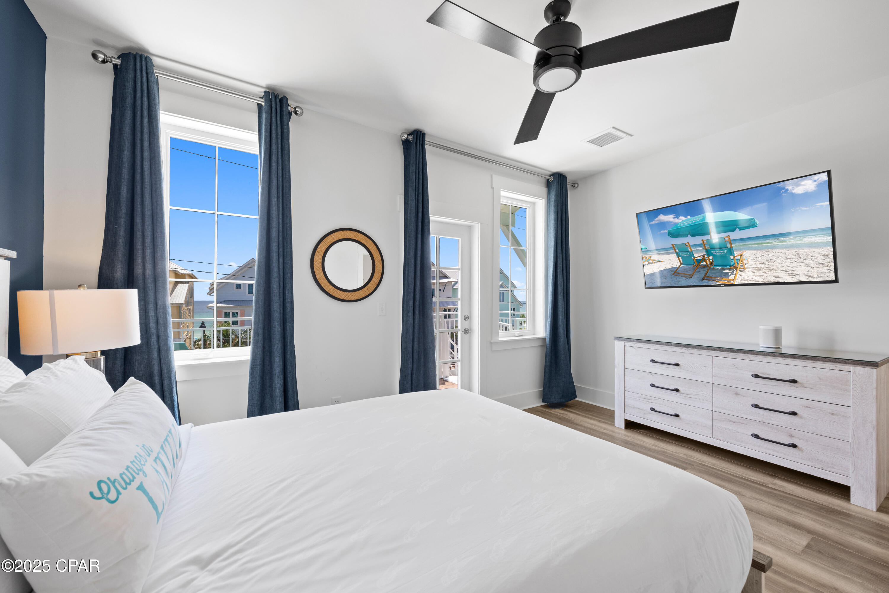 Listing photo id 12 for 13656 Front Beach Road