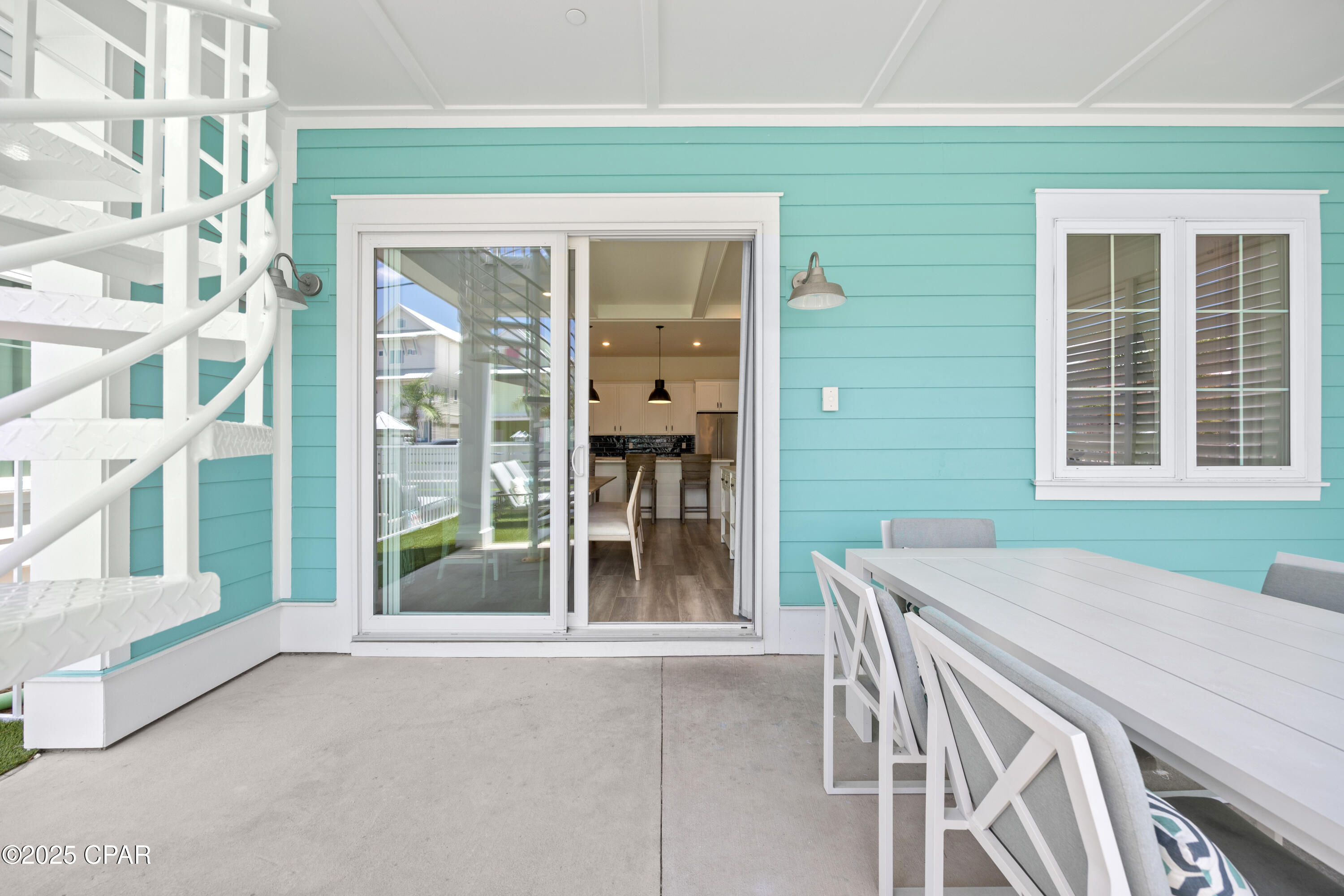 Listing photo id 31 for 13656 Front Beach Road