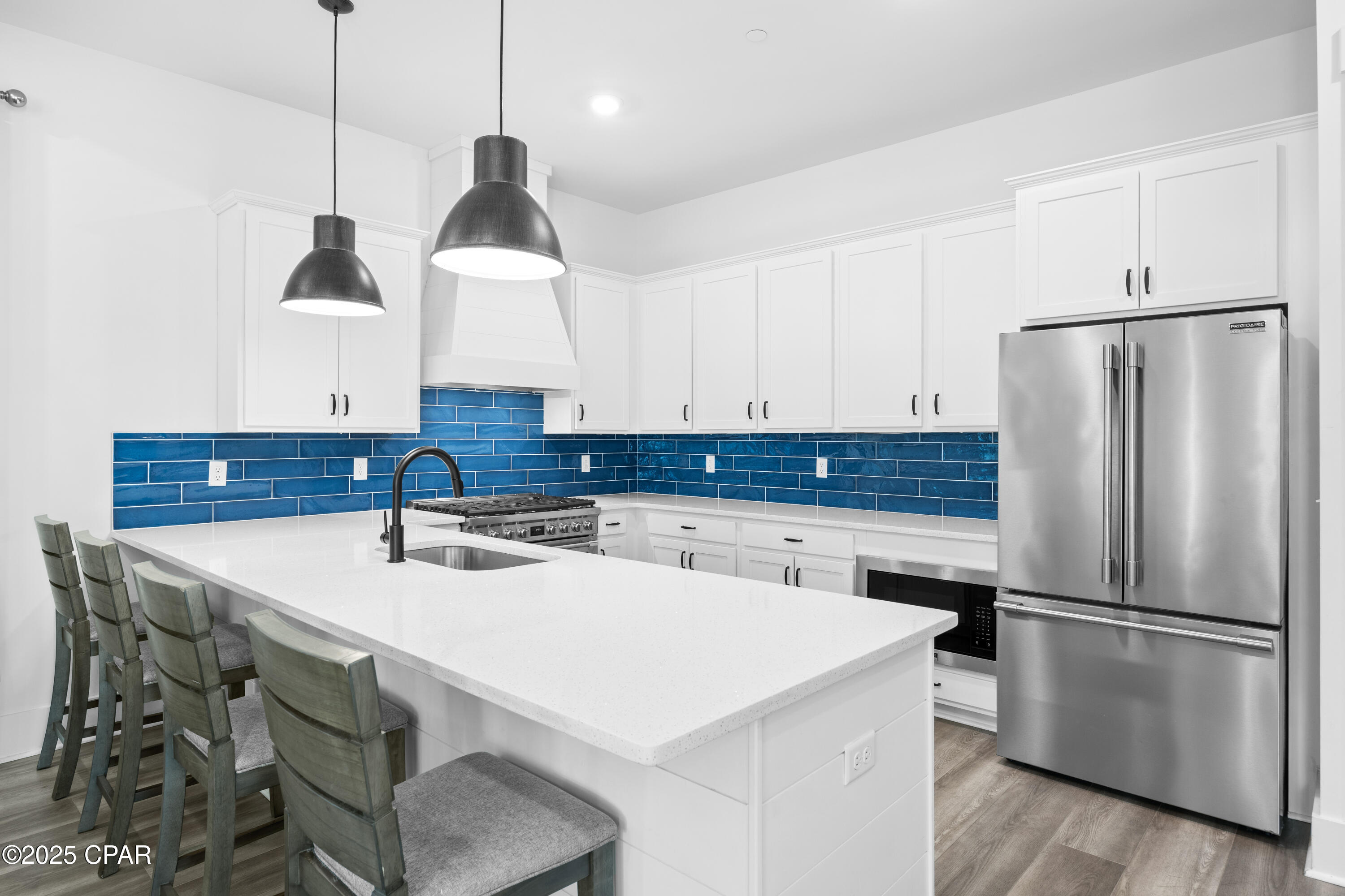 Listing photo id 47 for 13656 Front Beach Road