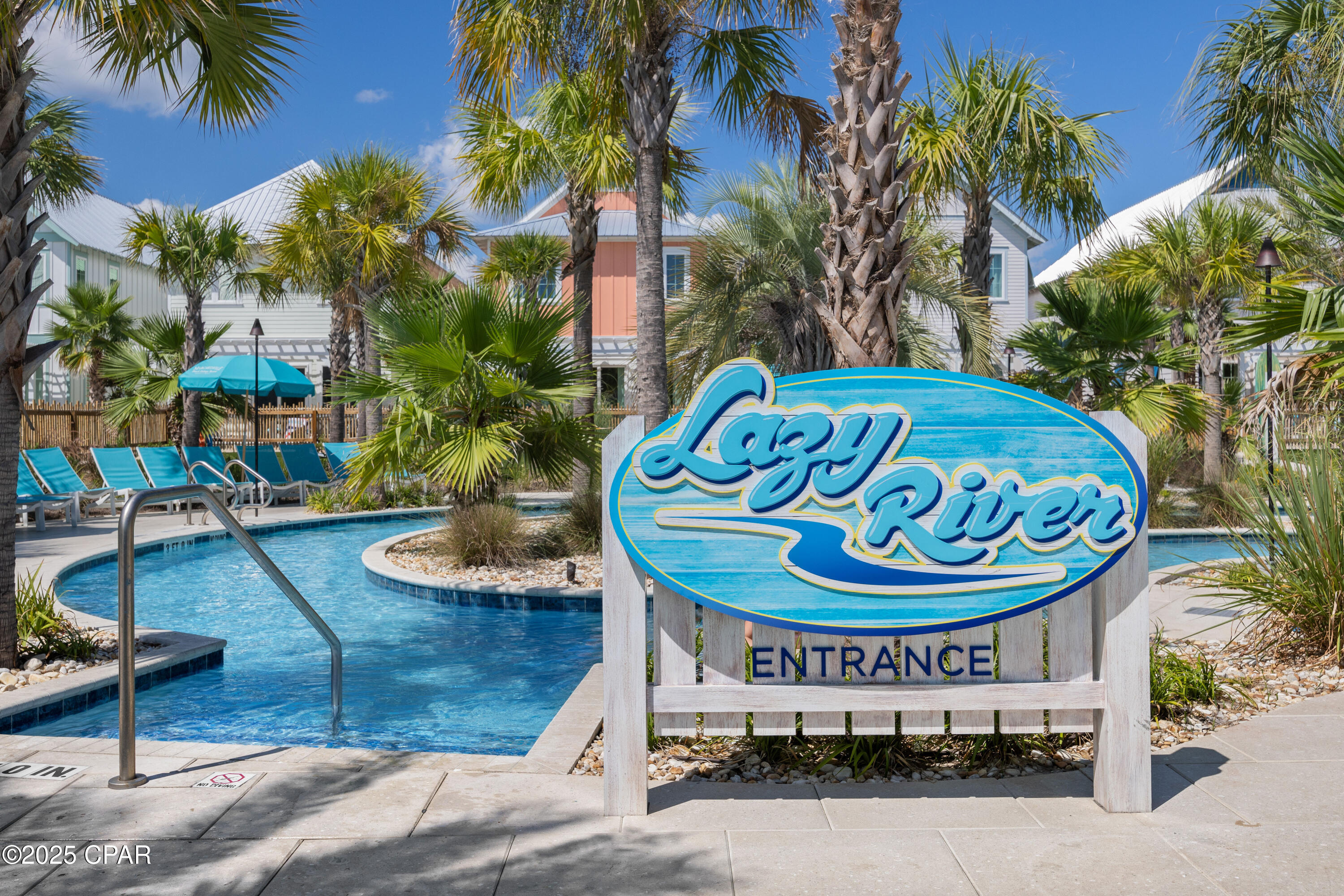 Listing photo id 7 for 13656 Front Beach Road